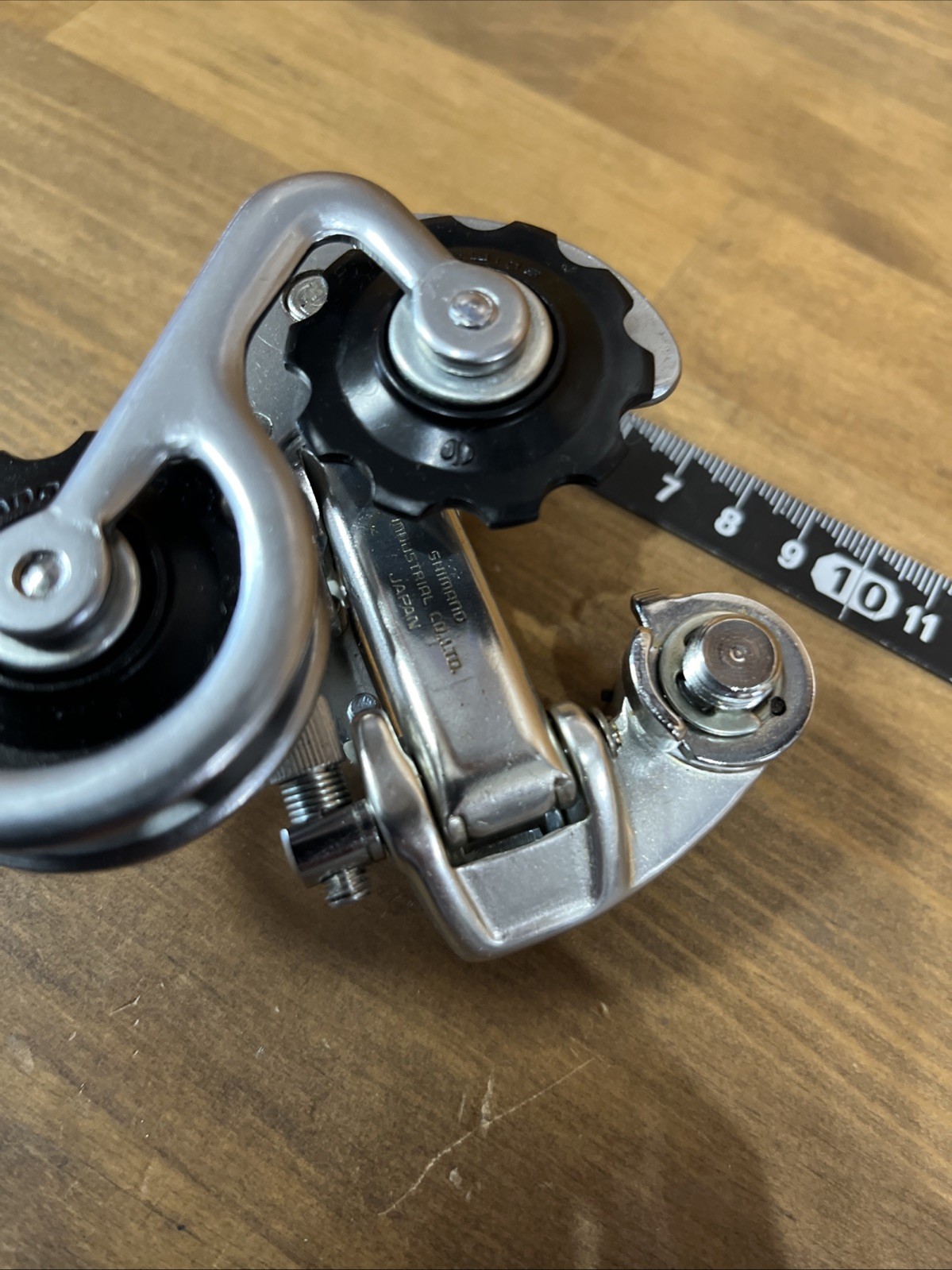 Shimano 600 RD-6200 Rear Derailleur Arabesque Short Cage Japan. NOS Vitage