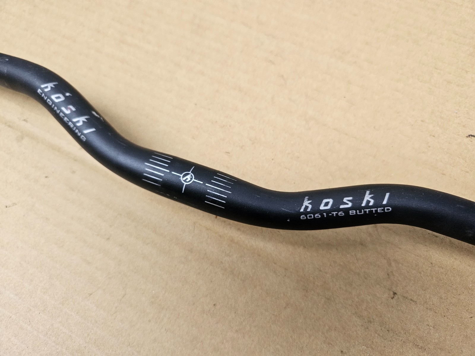 Koski Engineering Aluminum Mountain Bike Riser Bars 25.4mm Clamp x 62cm Wide
