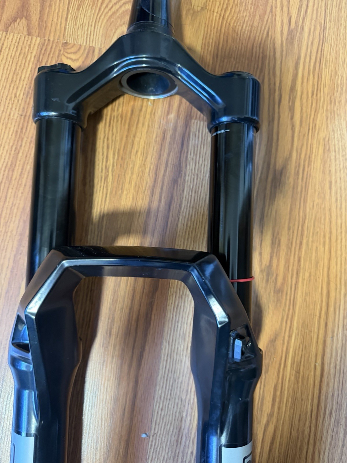 Rock Shock Domain Gold 29in 170mm Mountain Bike