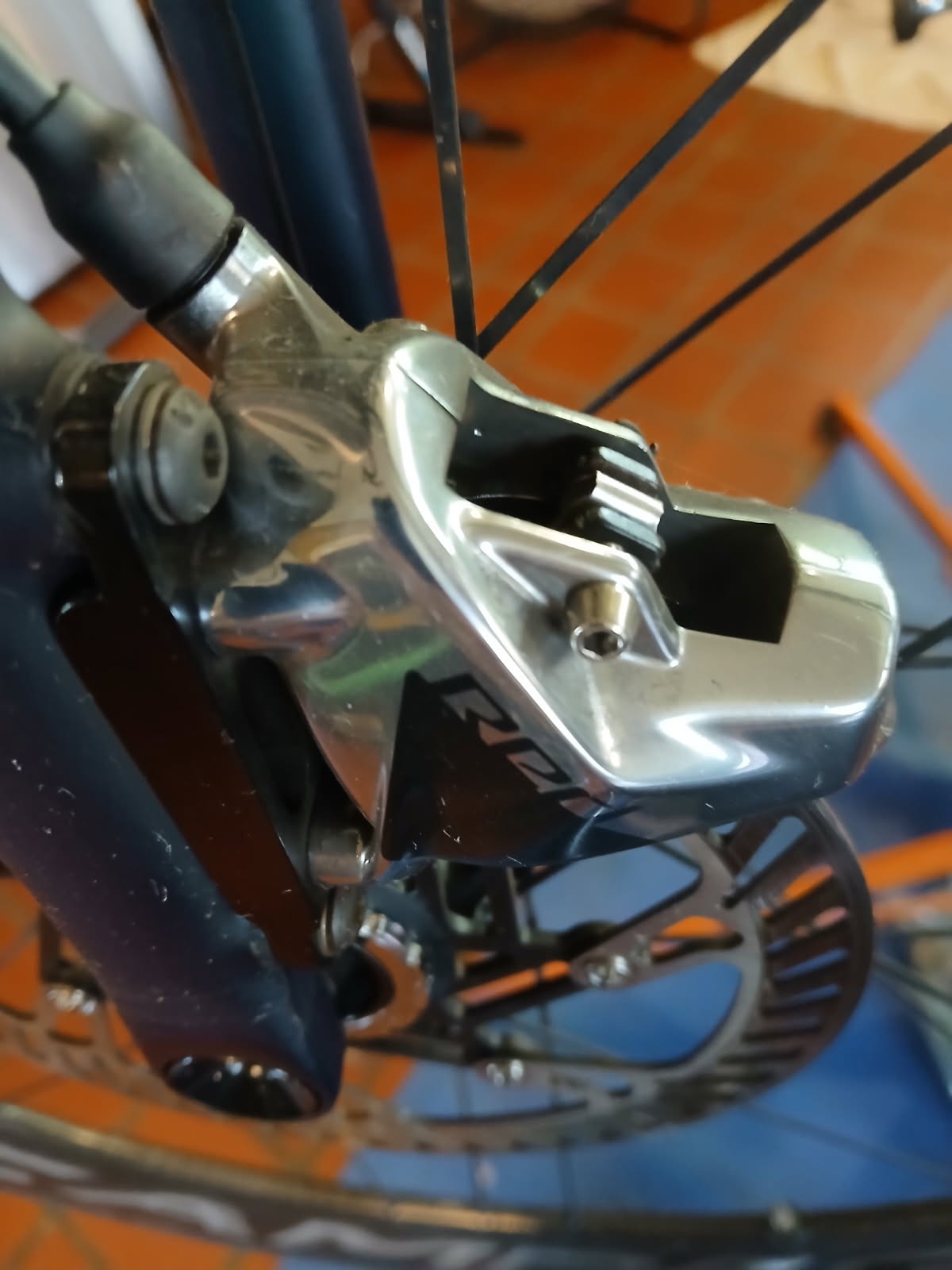SRAM Red eTap AXS Front & Rear Flat-Mount Hydraulic Disc Brake Caliper Set D1
