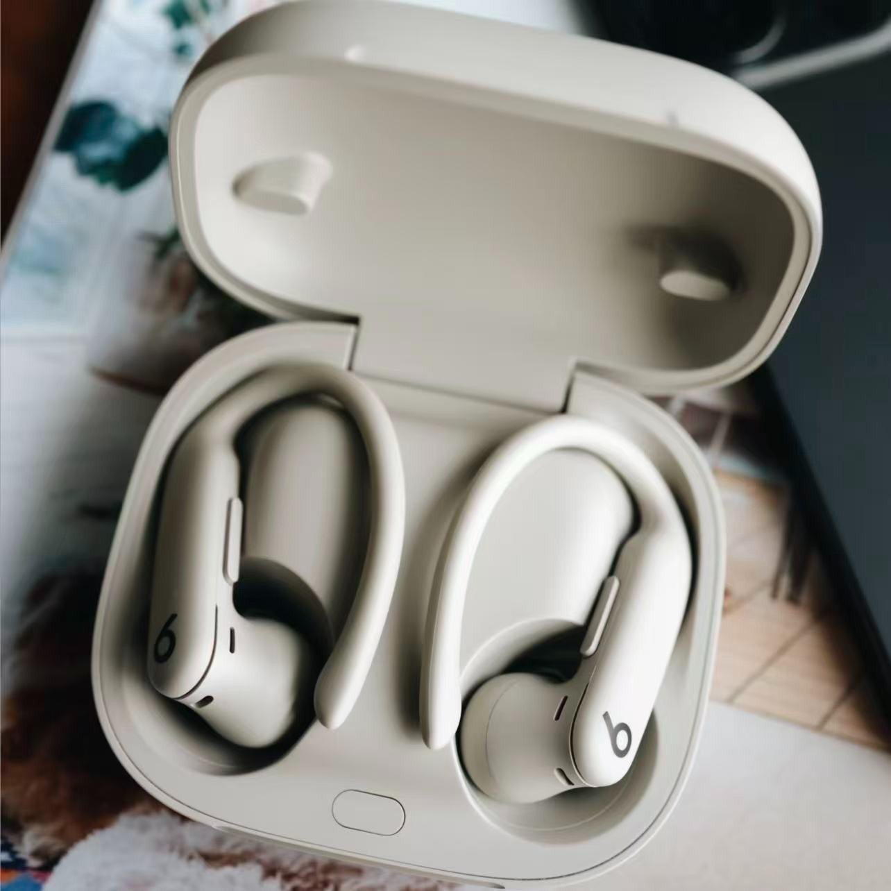 Beats Powerbeats Pro 2 Noise Cancelling Earbuds Headphones – Grey