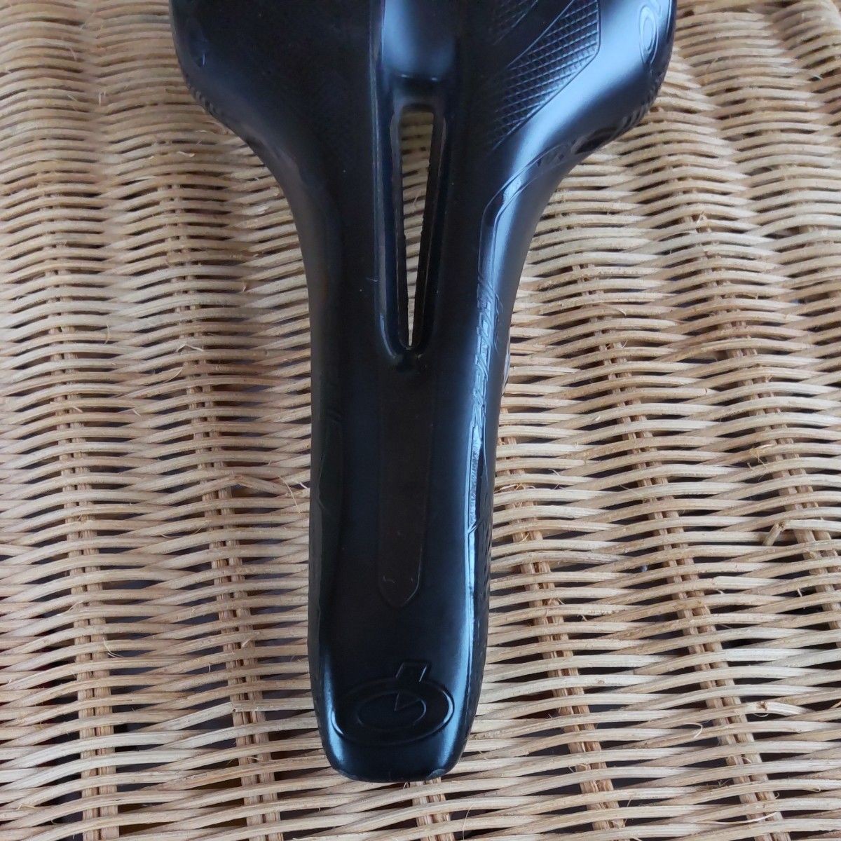 Road Bike Crossbelt Bicycle Saddle 13x27cm Used