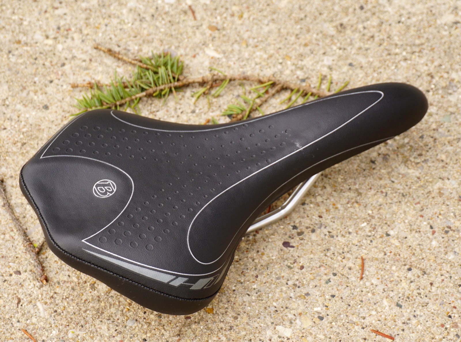 Bontrager H1 Saddle Seat Mountain Hybrid Bike Trek Electra City Commuter Touring