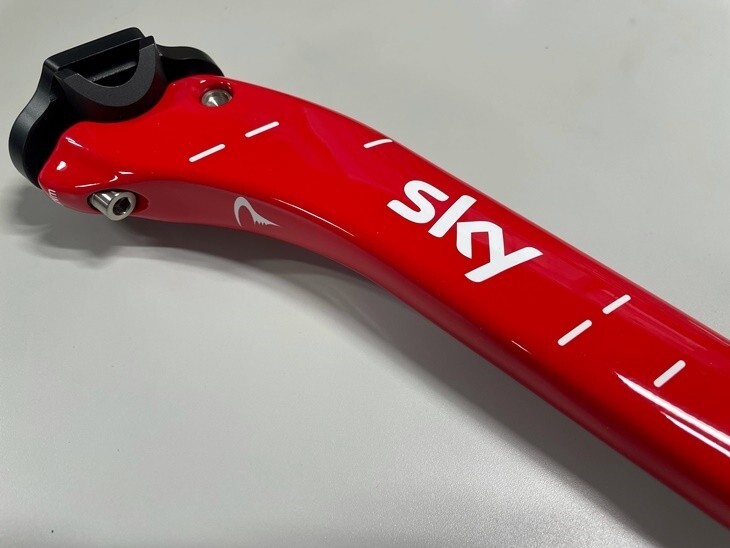 Pinarello Dogma F10 Seatpost 2018 932/Velta Team Sky Offset P Mark White