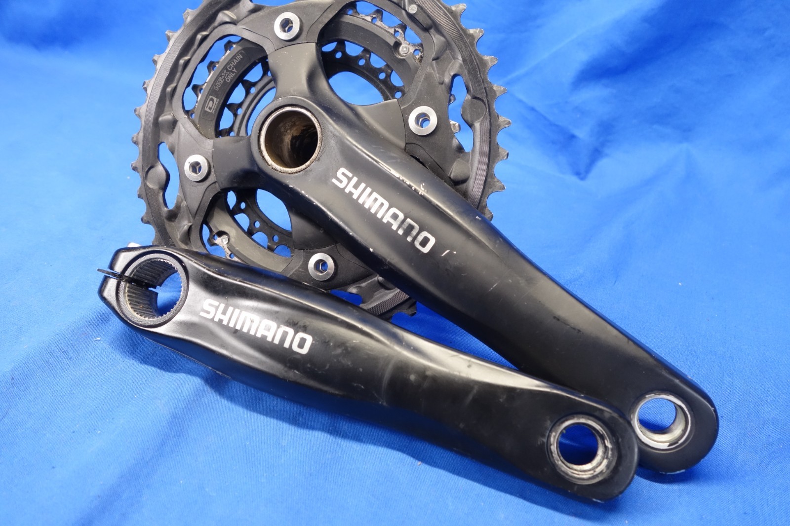 Shimano FC-M552 3 x 10 MTB Bike Crankset, 42/32/24t, 170mm