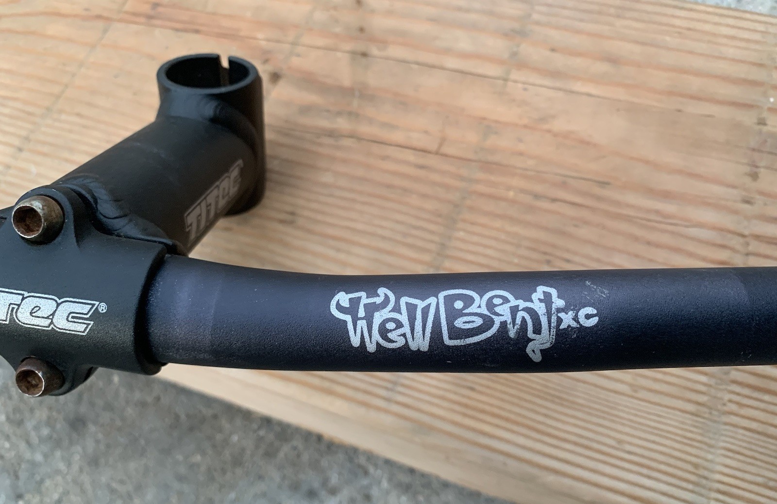 Vintage TITEC Hell Bent XC Riser MTB Aluminum Handlebar And Stem 640mm, Black