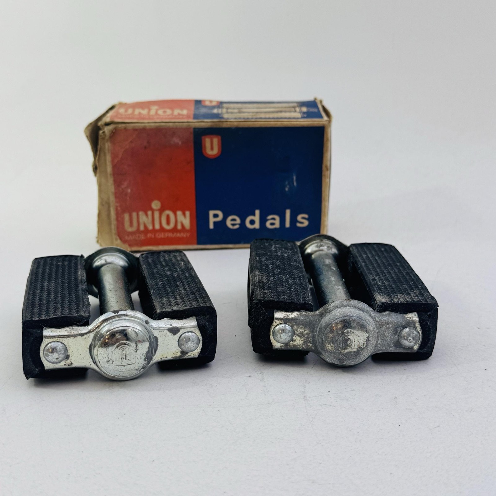 Vintage Union Bicycle Block Pedals 9/16 In Black Reflectors Pair German Bike A41