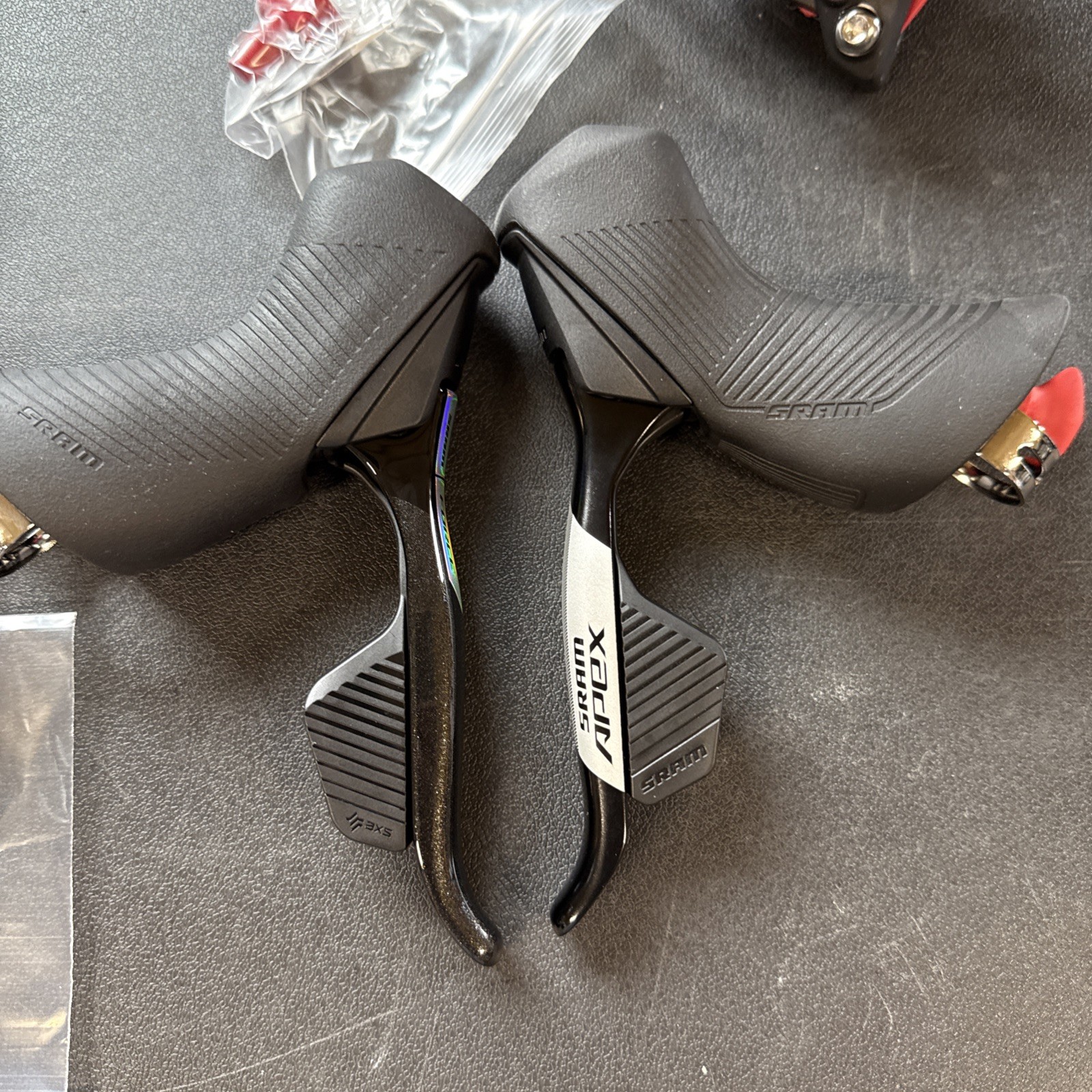 Sram Force/apex D1/d2 Axs Shifter Set 1000/1700mm Hydraulic Disc (NW)
