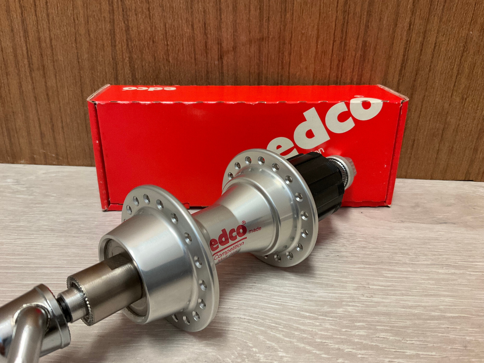 NOS edco Competition rear hub 32H 7-speed grease gurad 130mm new old stock +HGa