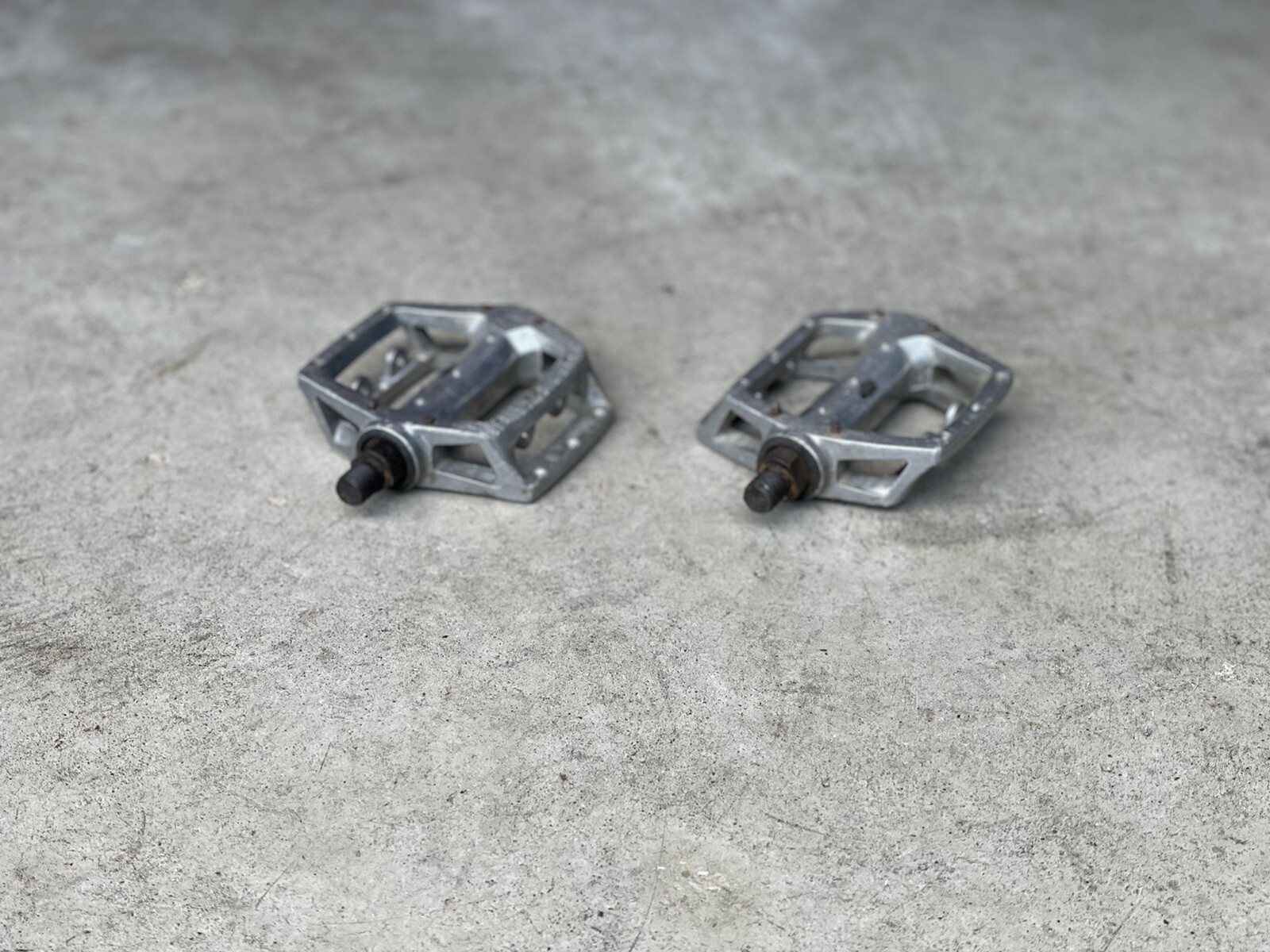 Vintage DK BMX Pedals – Aluminum Flats – Platforms – Mtb Bmx Klunker 1/2”