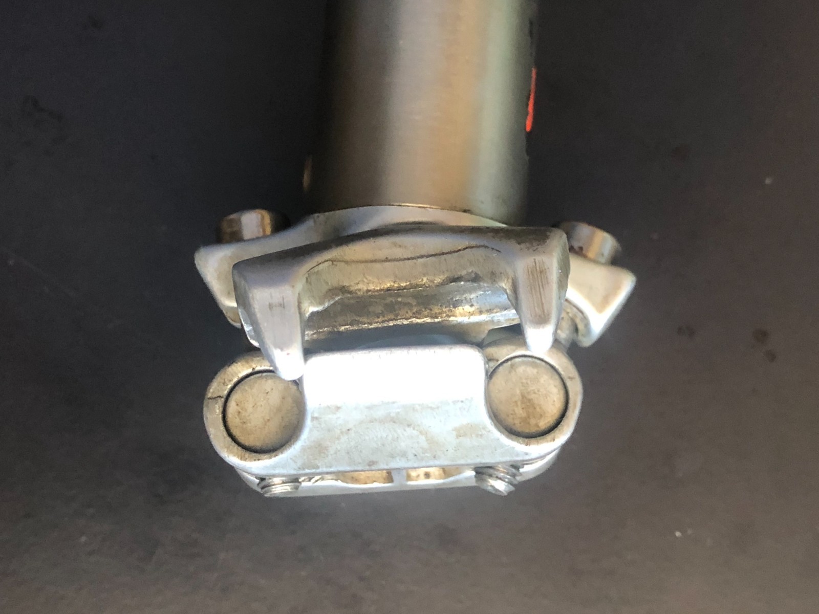 titanium bicycle seatpost 28.6mm x 330mm