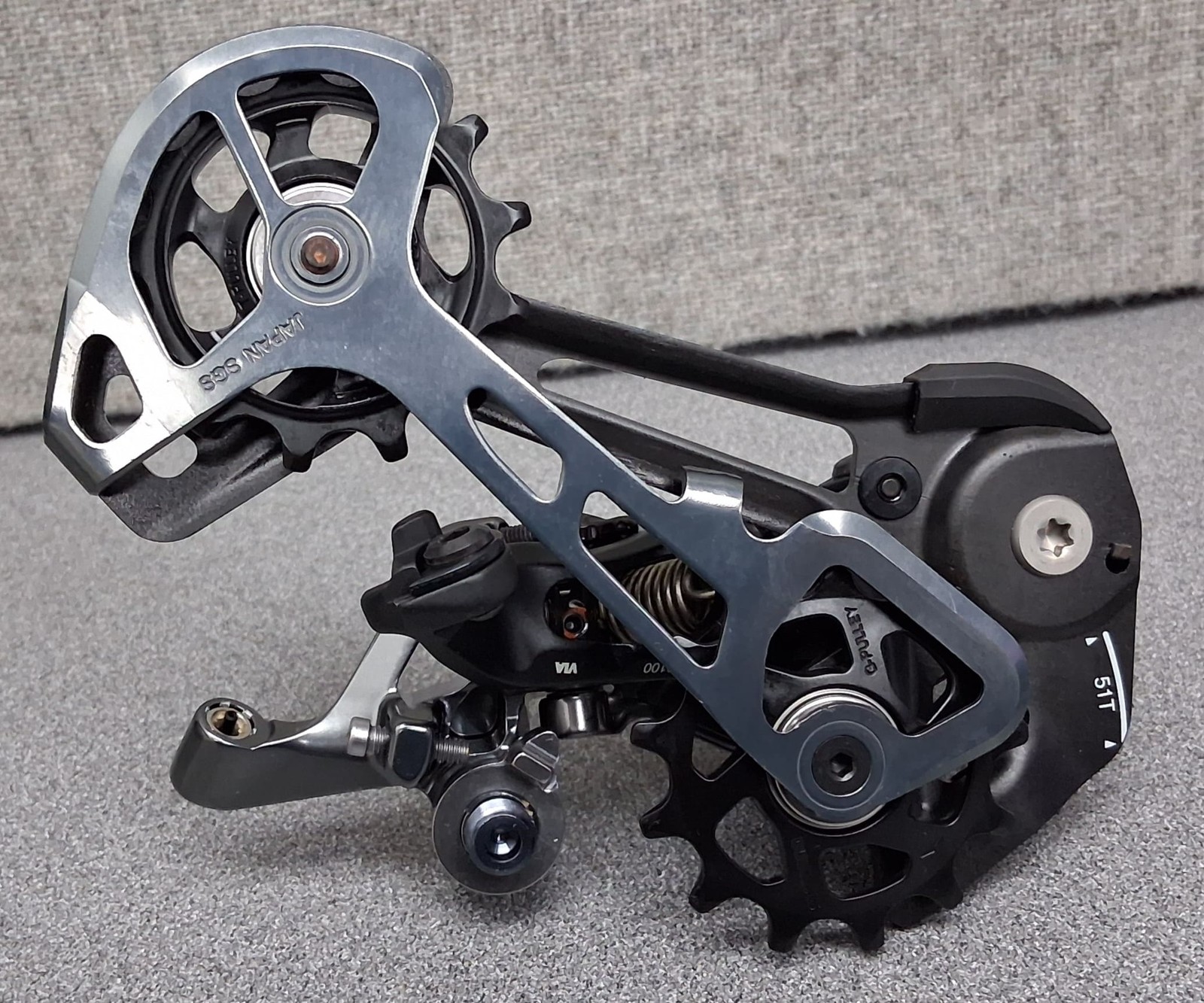 Shimano XTR RD-M9100-SGS 12 Speed Rear Derailleur w/ Clutch: Long Cage, Gray *OE