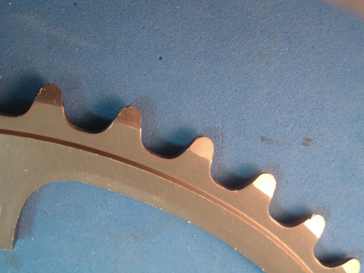 Shimano 600 42T Biopace LD NEW / NOS Chainring Oval- 6/7/8/9-Spd-130MM-Bronze NM