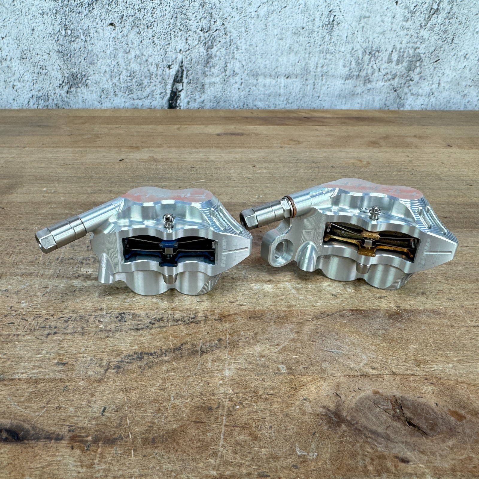 Hope RX4+ 4-Piston FM/FMF +20 Flat-Mount Silver Hydraulic Disc Brake Calipers