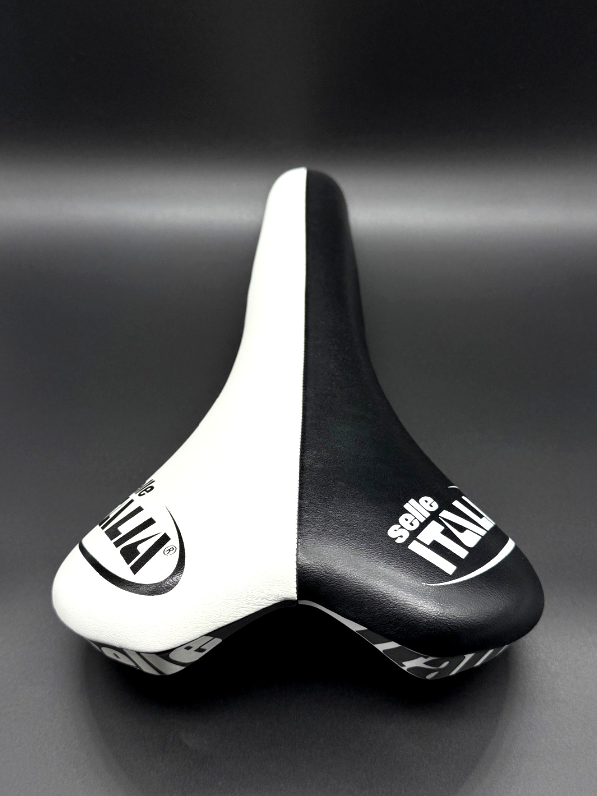 NOS Selle Italia Turbomatic White Black Bike Saddle Carbon Rails 2009