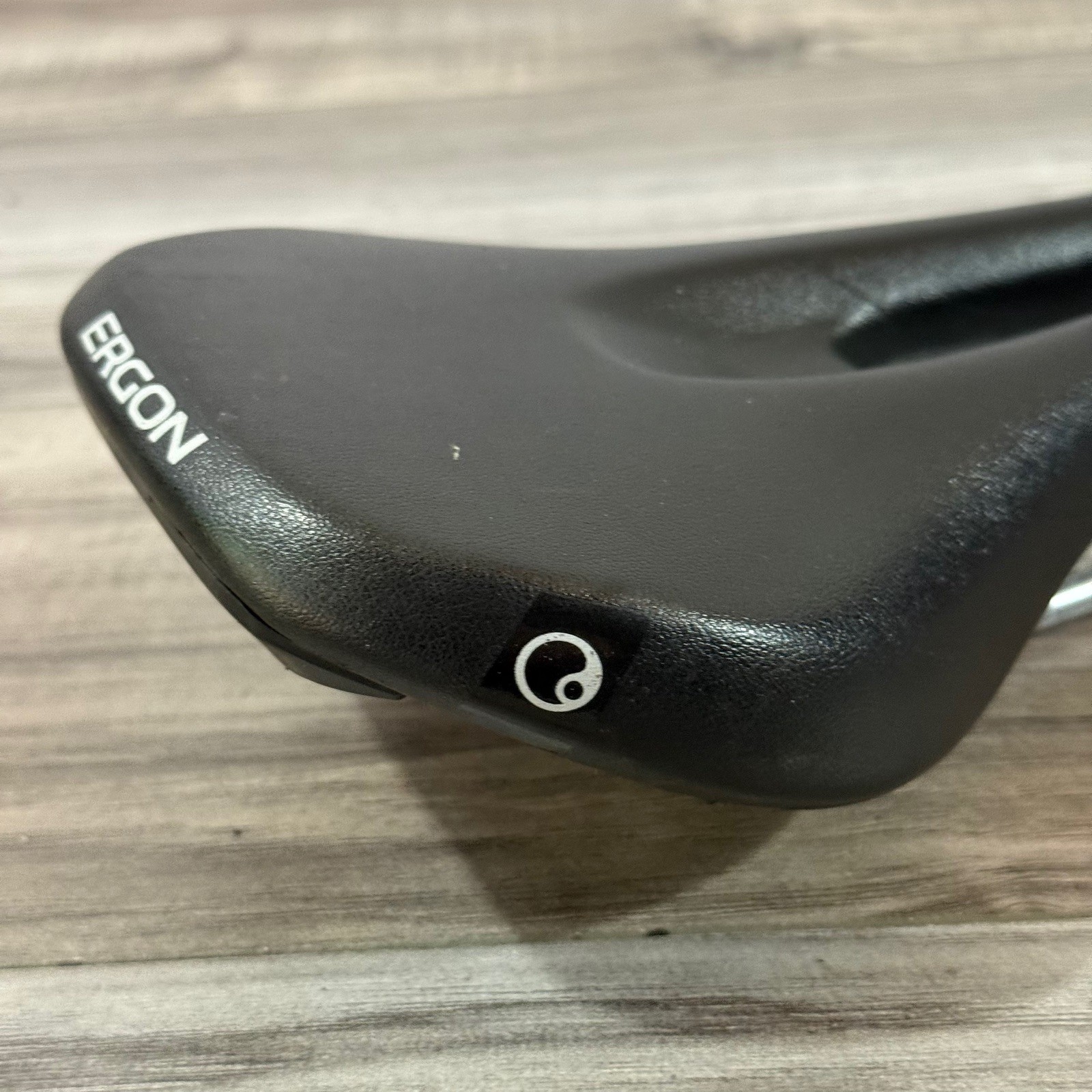 Ergon SM Small Medium Saddle Black Chromoly Rails 260 x 140
