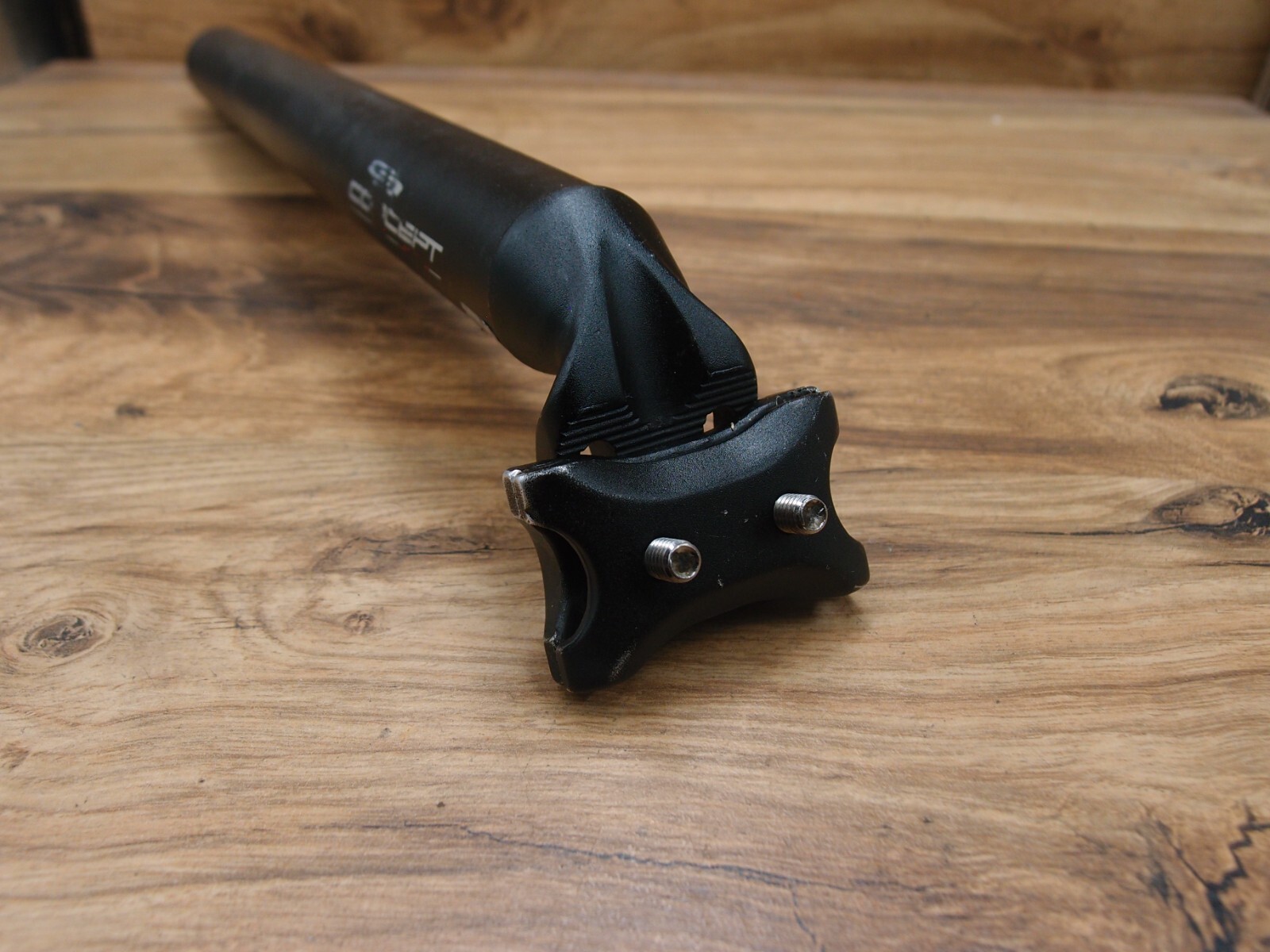 2008 MTB black plain seatpost Concept by nL 31.4 mm