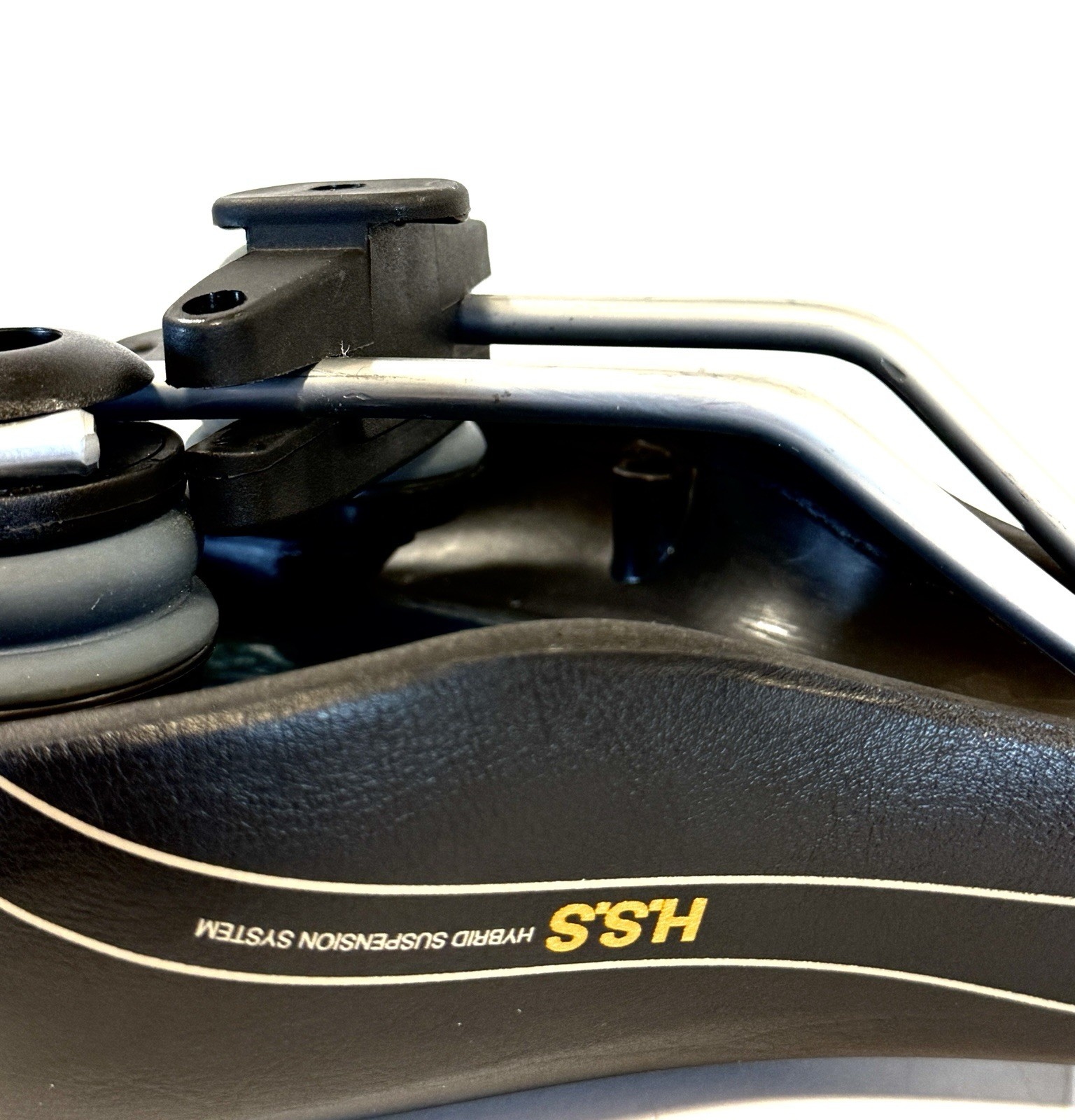 Serfas EG-8240C E-Gel Hybrid Elastomer Bicycle Saddle Comfort Seat Black