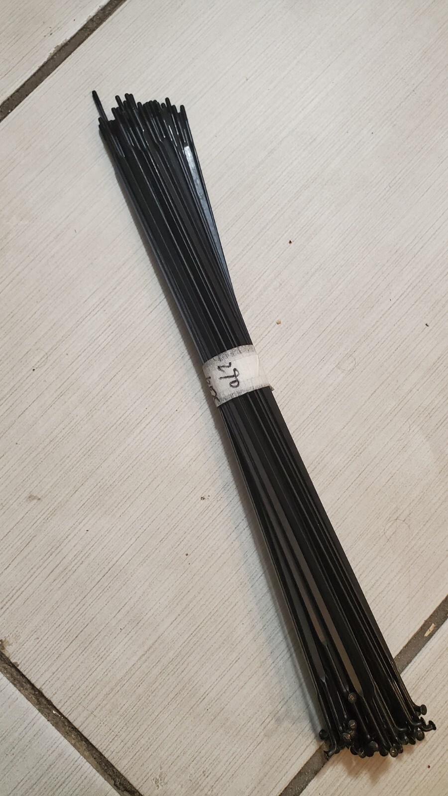 Pack of 60 brand new spokes J-bend 290 mm