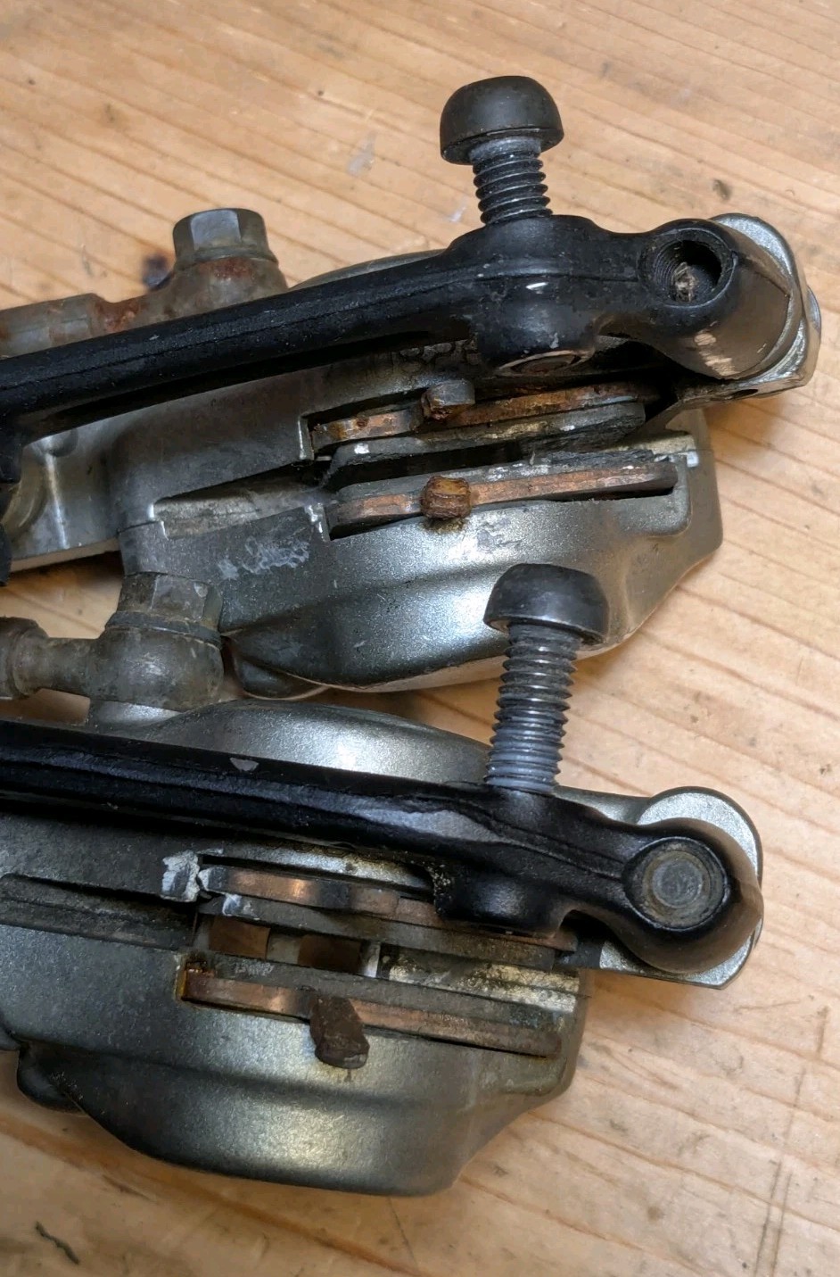 Avid Juicy Seven Post Mount Brake Set with Pads and Adapters