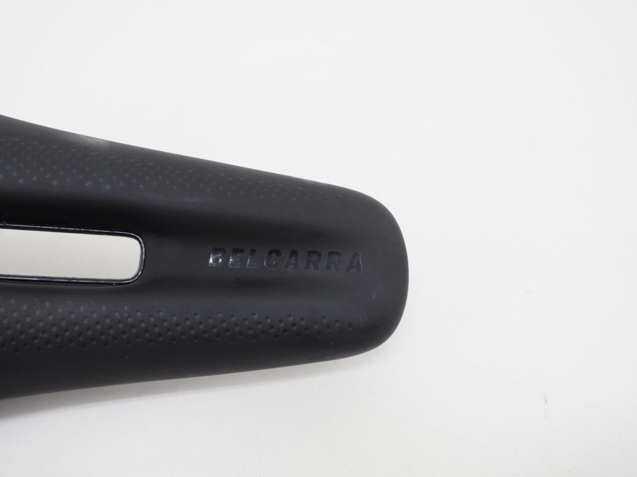 Syncros Belcarra Cutout Bicycle Saddle V-Concept 7×7 Cro-Mo Rail 245x145mm Black