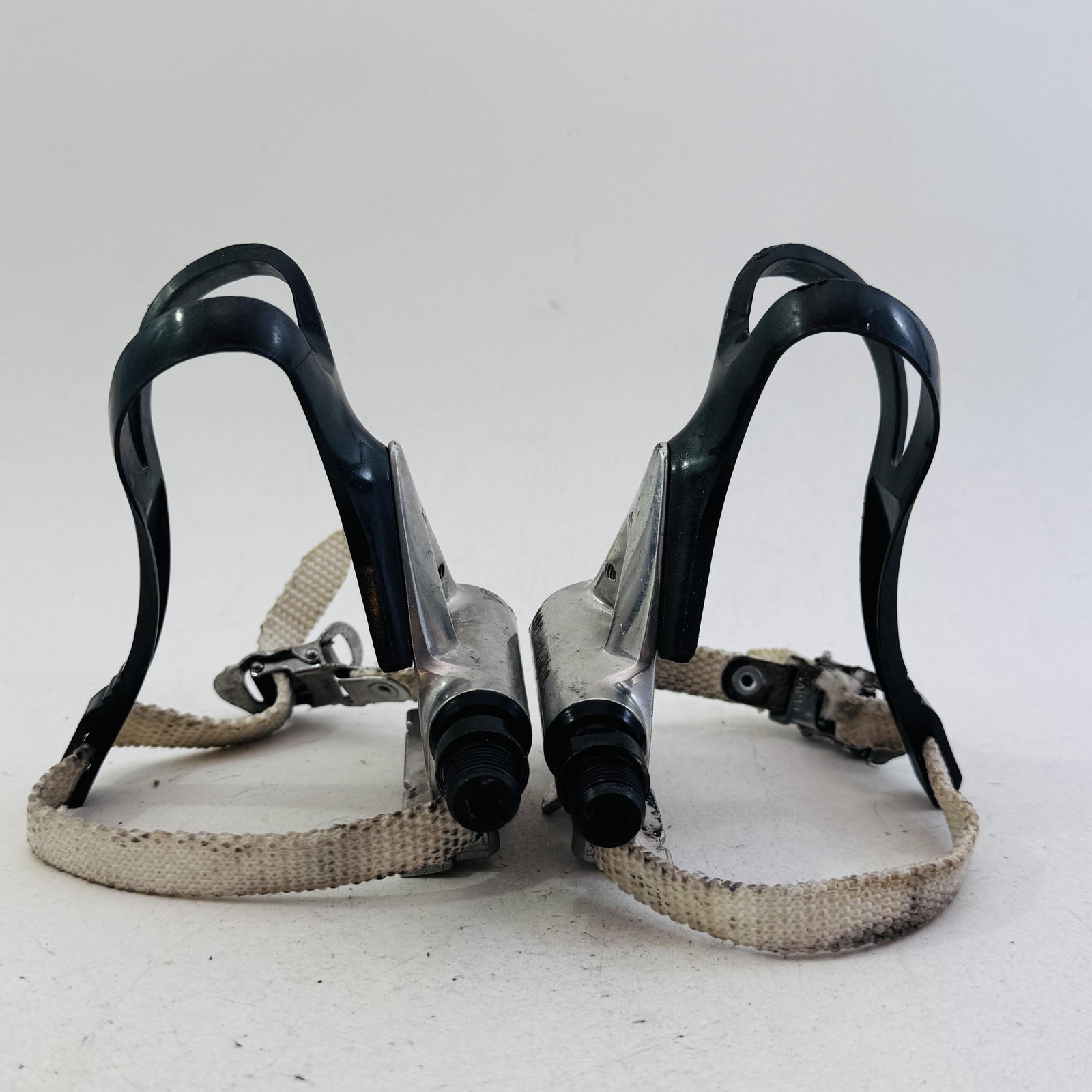 Vintage Shimano 105 PD-1050 Pedals 9/16 Toe Clips Straps Road Bike Japan A81