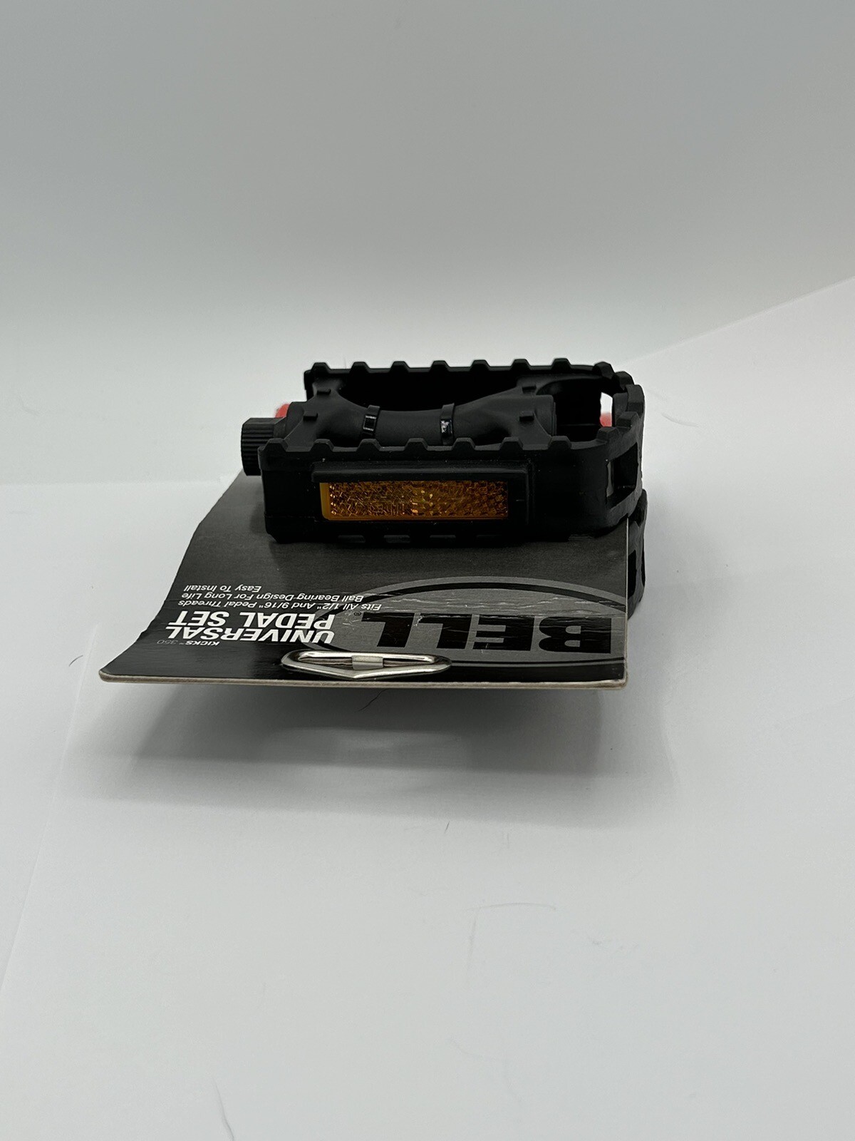Bell Universal Bike Black Pedal Set Fits 1/2″- 9/16″ Pedal Adapters Included New