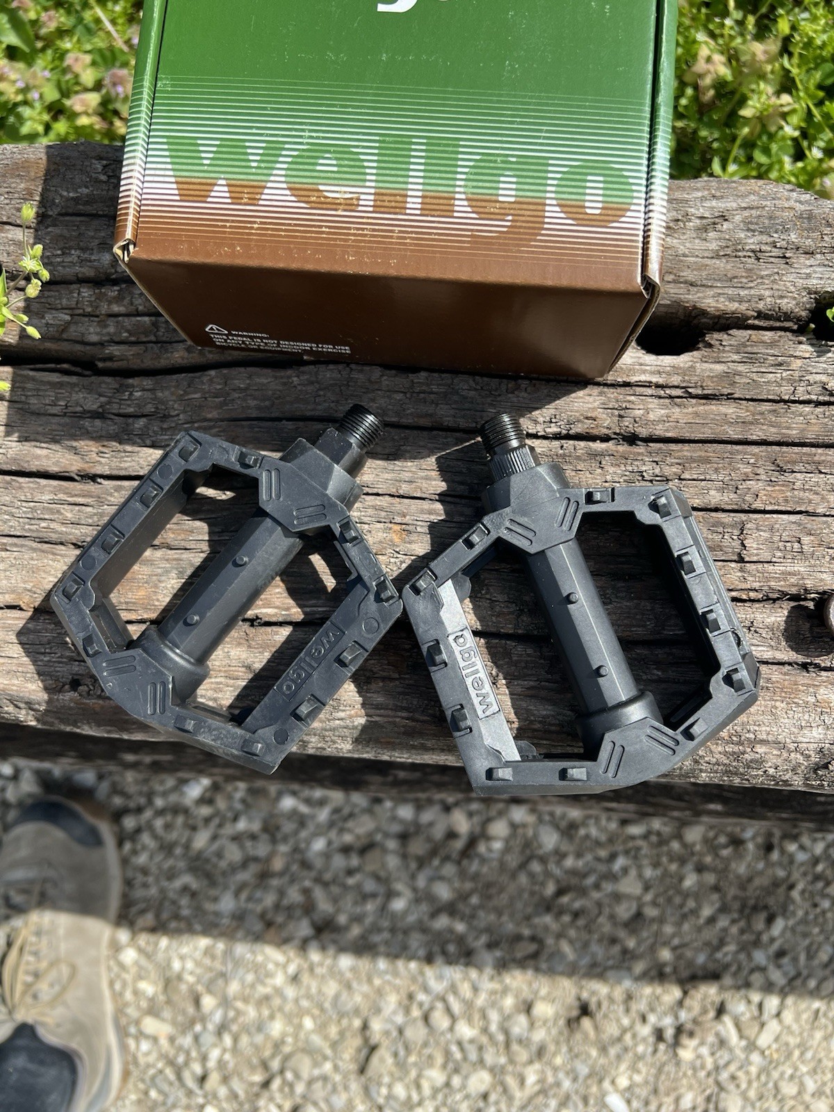 New ~ Wellgo LU-205 Plastic Resin Platform Pedals 9/16″ Mountain