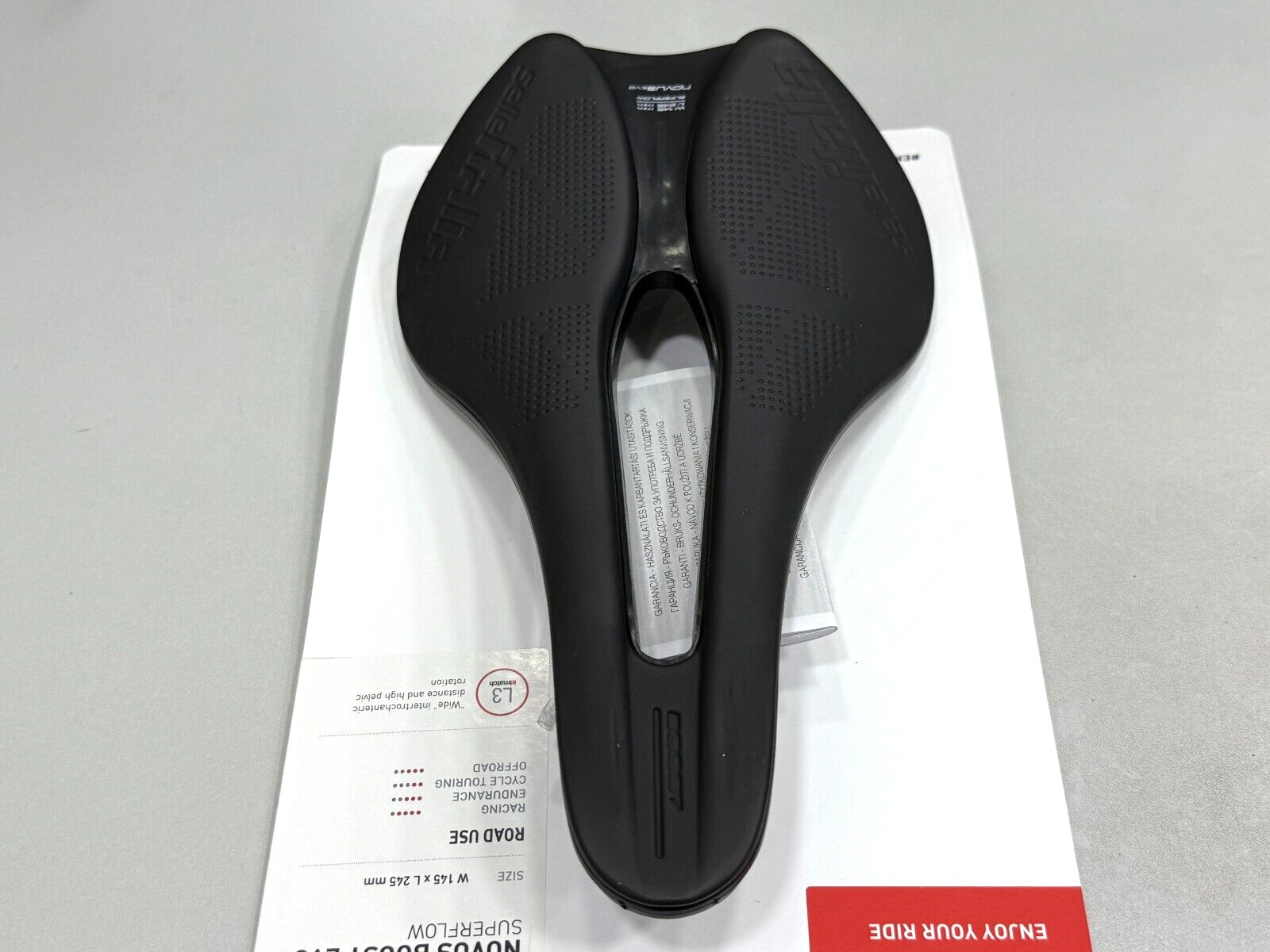 Selle Italia Novus Boost Evo Superflow Fec Alloy Saddle L3 (145 x 245mm ) Black