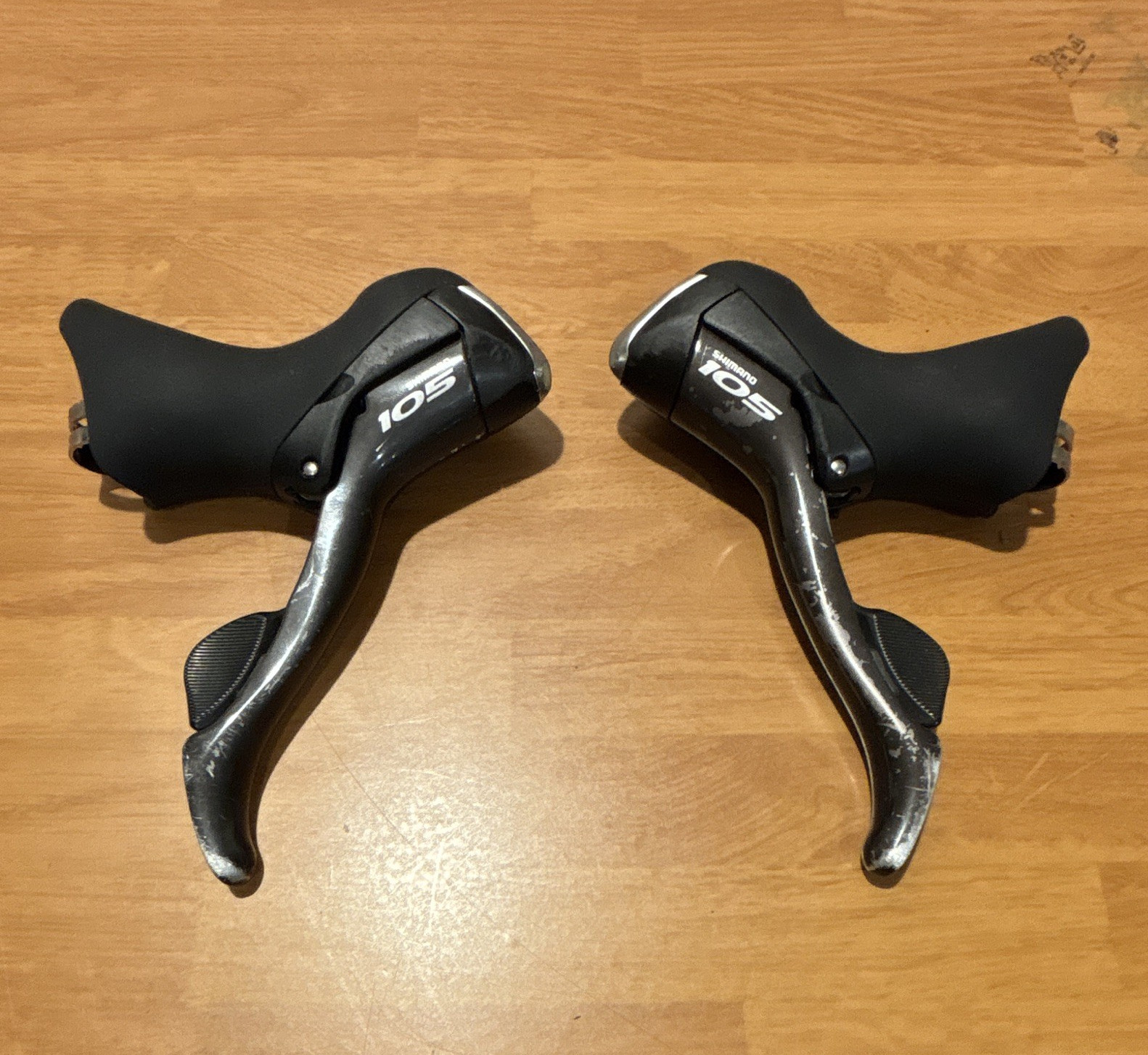 Shimano 105 ST-5700 10-Speed STI drop bar README left shifter does not work