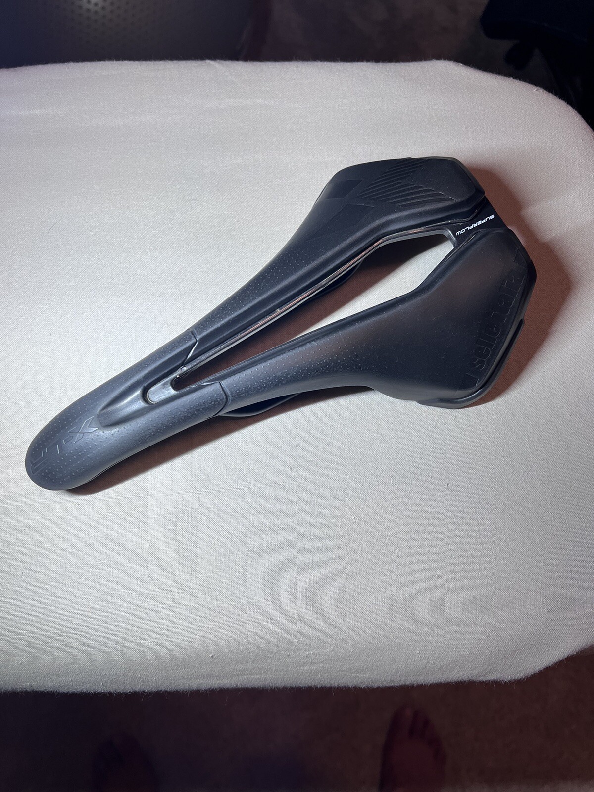 Selle Italia X-LR TM Air Cross Superflow L Saddle, L3, Manganese, Black