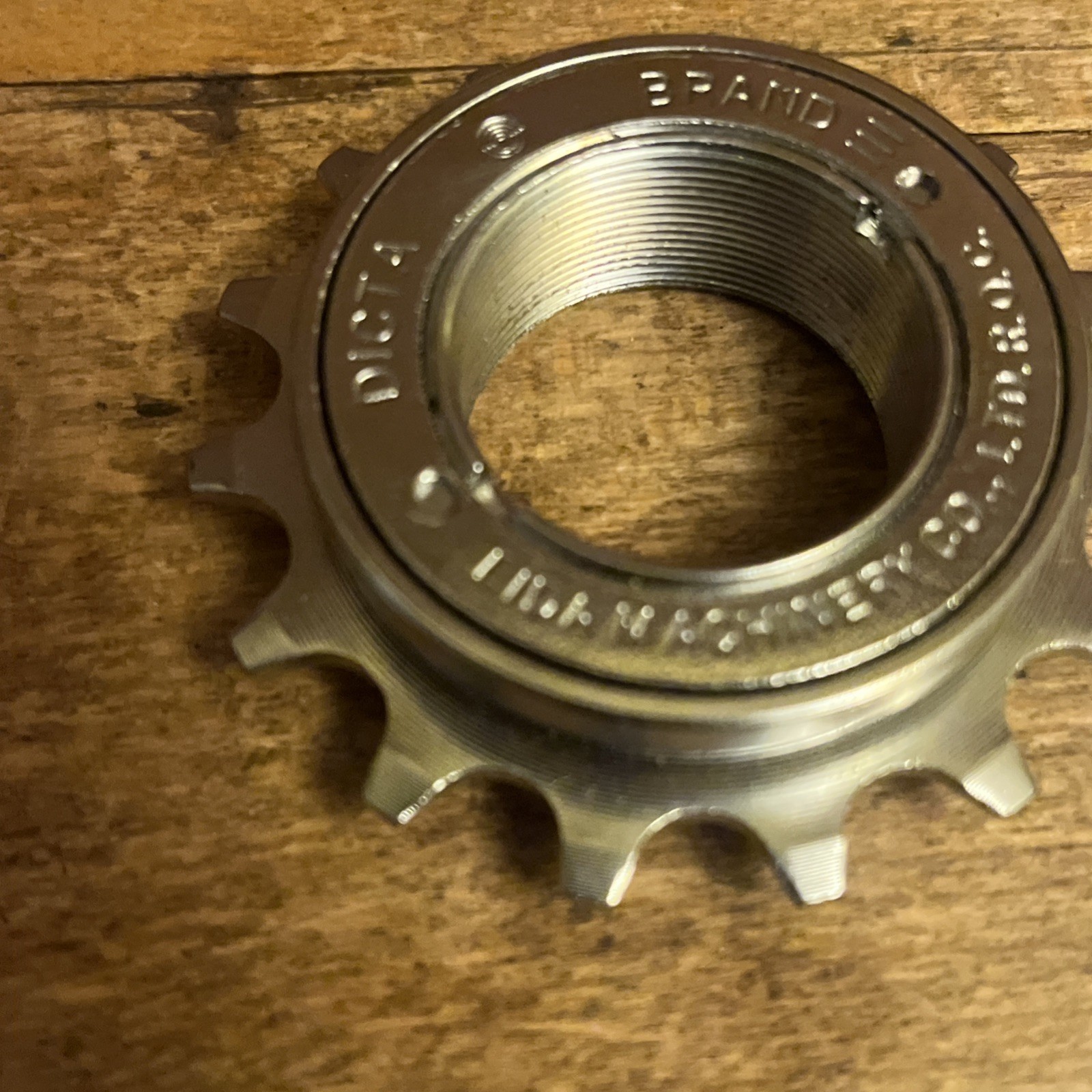 New In Box Specialized/Dicta 15 T Freewheel 3/32” 32 mm Mounting Diameter