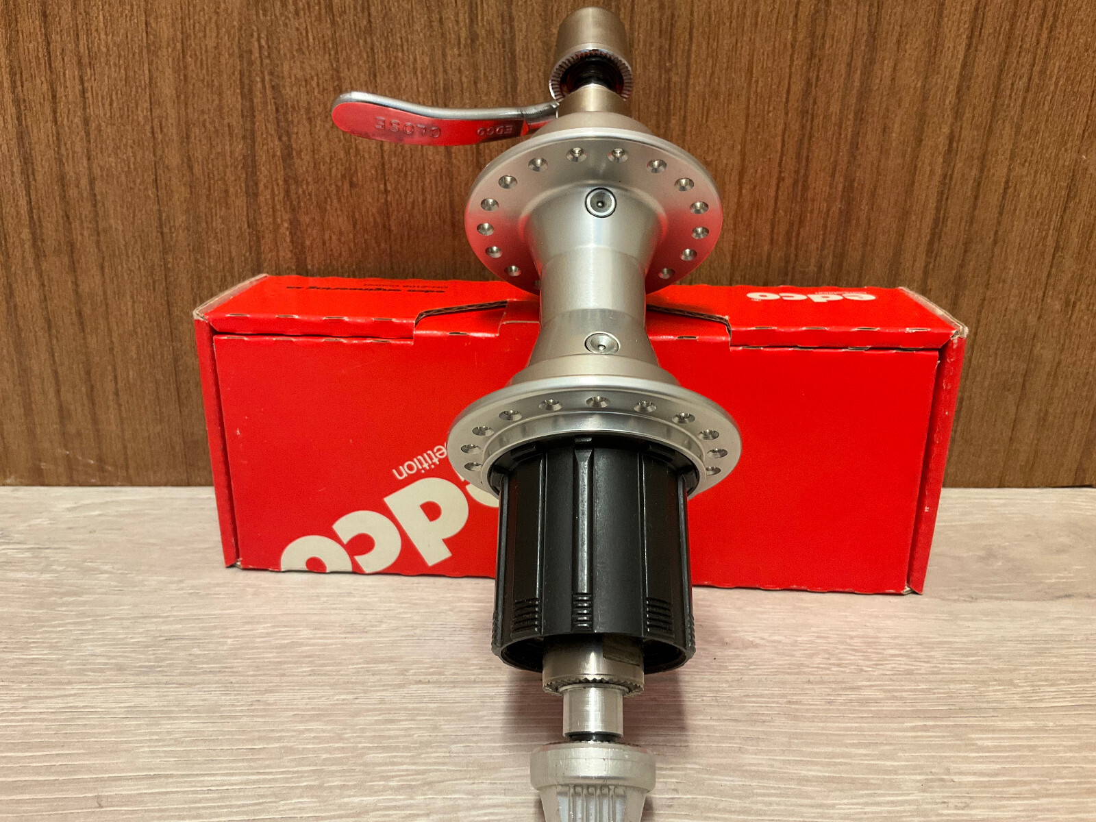 NOS edco Competition rear hub 32H 7-speed grease gurad 130mm new old stock +HGa