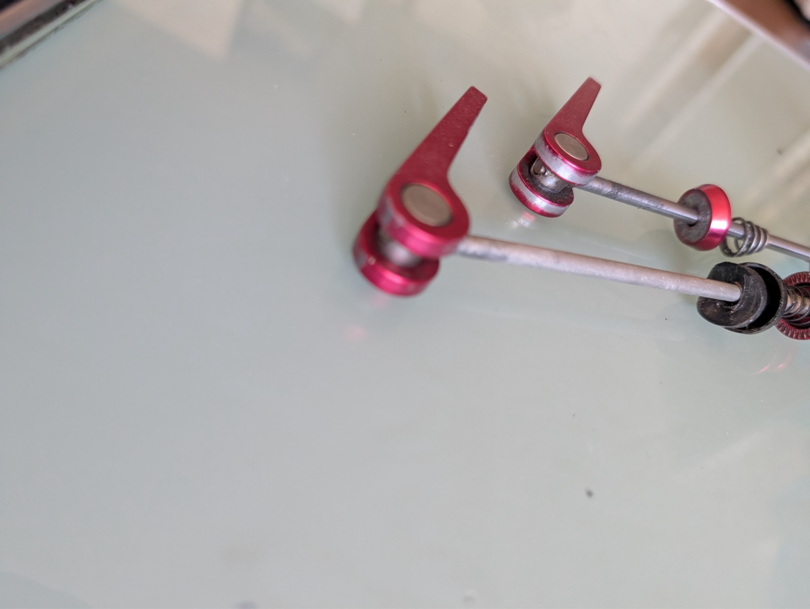 Ringle Holey Red Skewers Pair Ti
