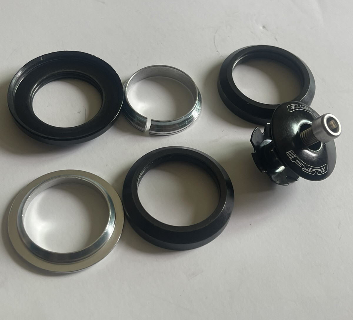 FSA ORBIT 121-045 Orbit CE 7.8mm Compaginai Compatible Black 1 1/8 N 8B