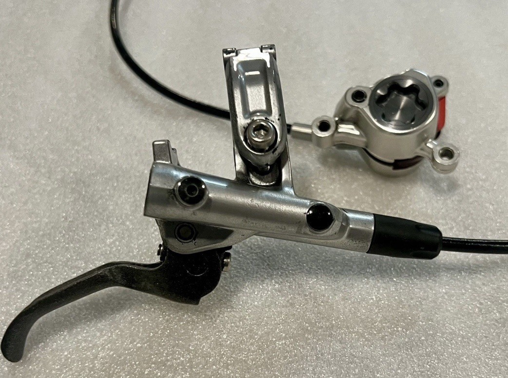 Custom SHIGURA Shimano Deore 6100 Levers Magura Marta SL Calipers Brakeset F & R