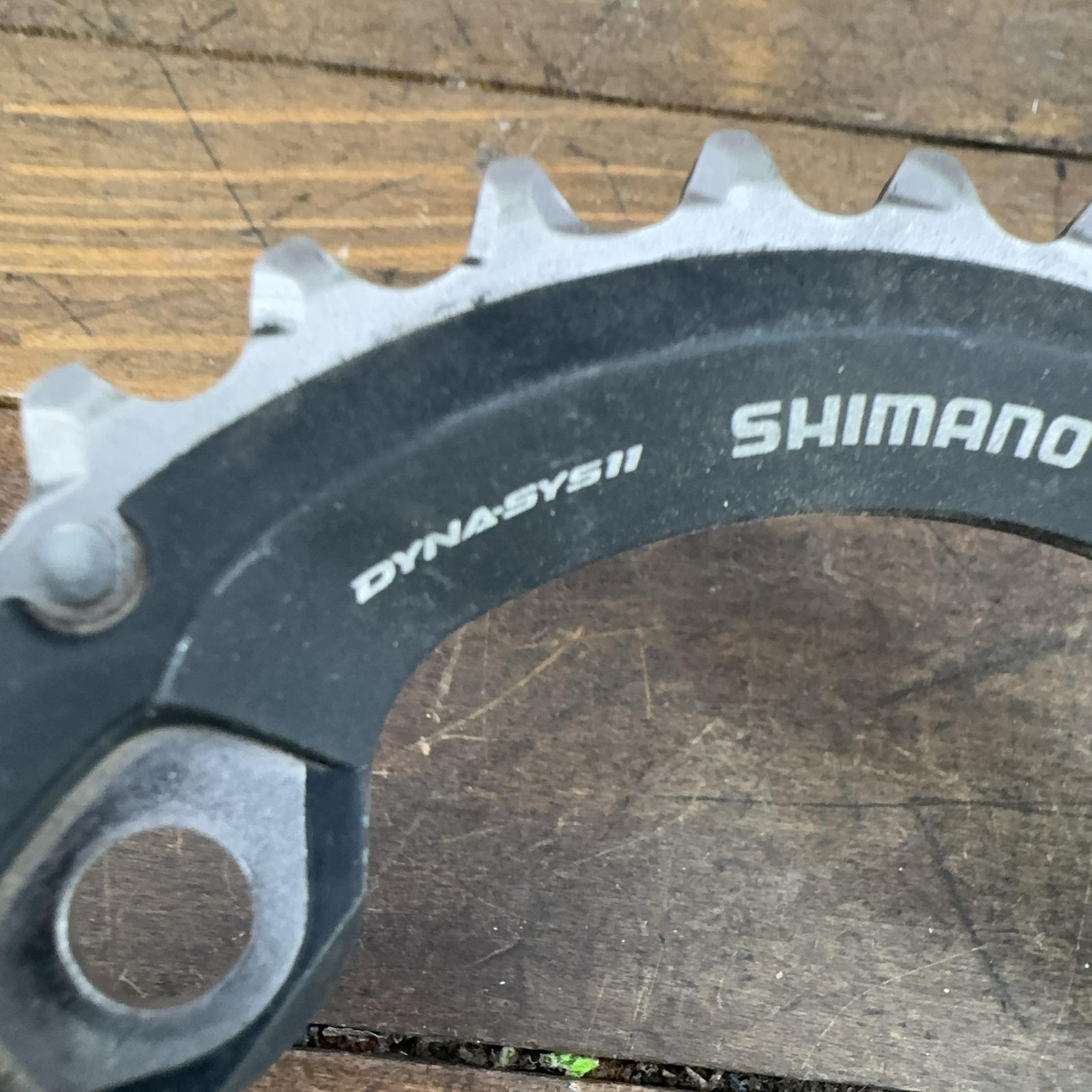 Shimano DynaSys11 Chainring 34 Tooth 34t 4-Arm Asymetrical Black MTB 34-24