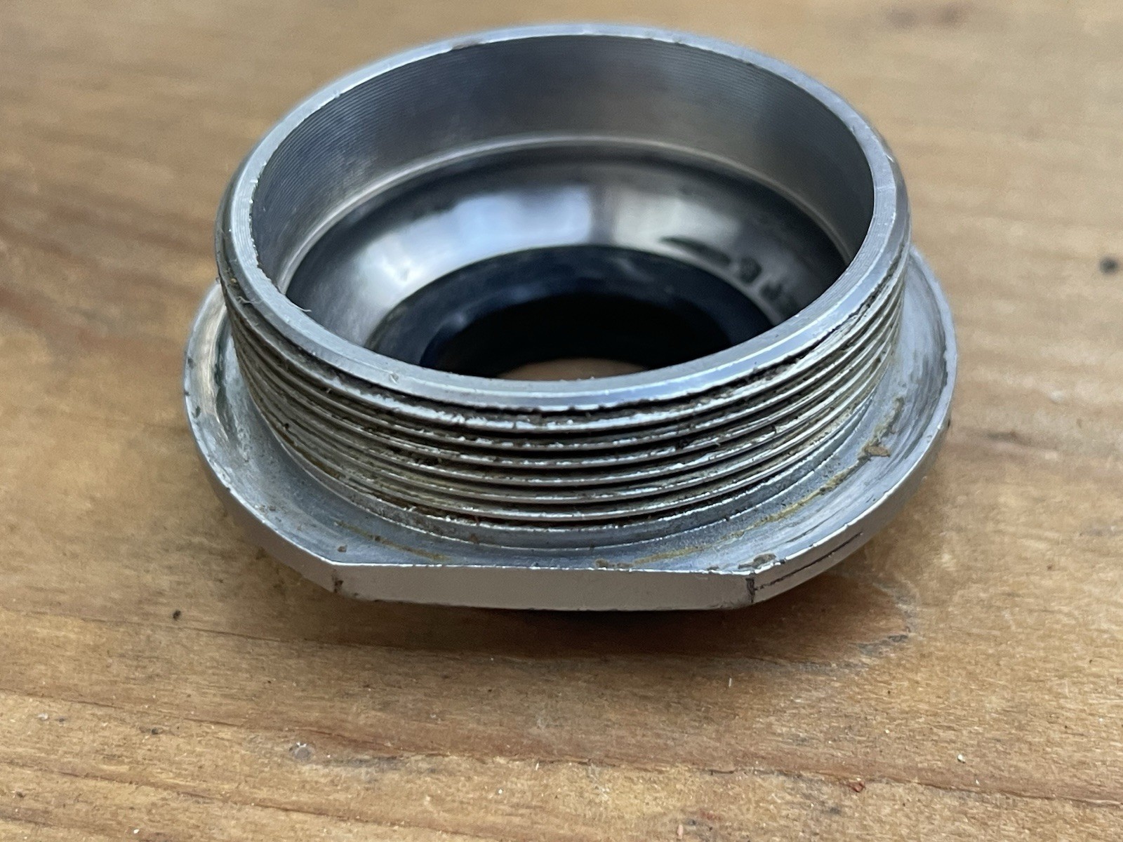VINTAGE RITCHEY LOGIC PRO 123 SQUARE SPINDLE THREADS BEARINGS 1.37x24T