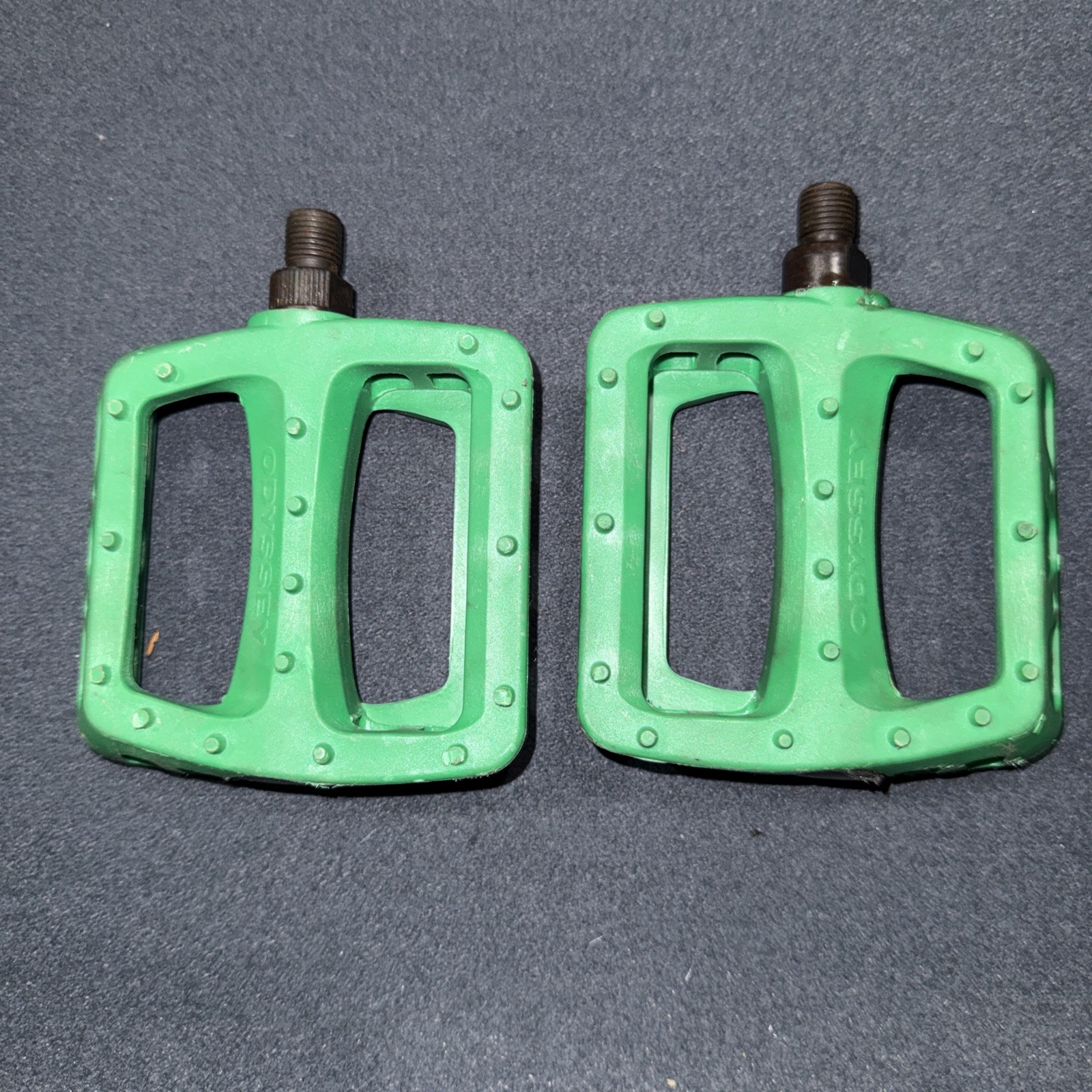 Odyssey Twisted PC Pedals – Platform, Composite/Plastic, 9/16″, Billiard Green