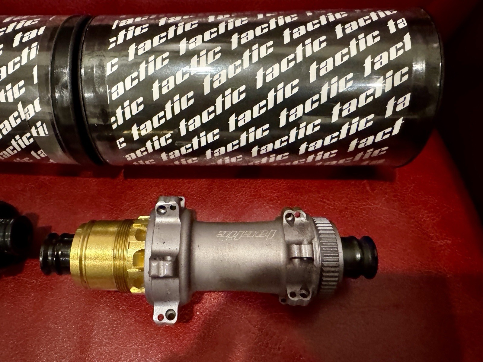 Tactic Racing TR01 Road Hubset With XDR Freebody Excellent Condition 24 Holes
