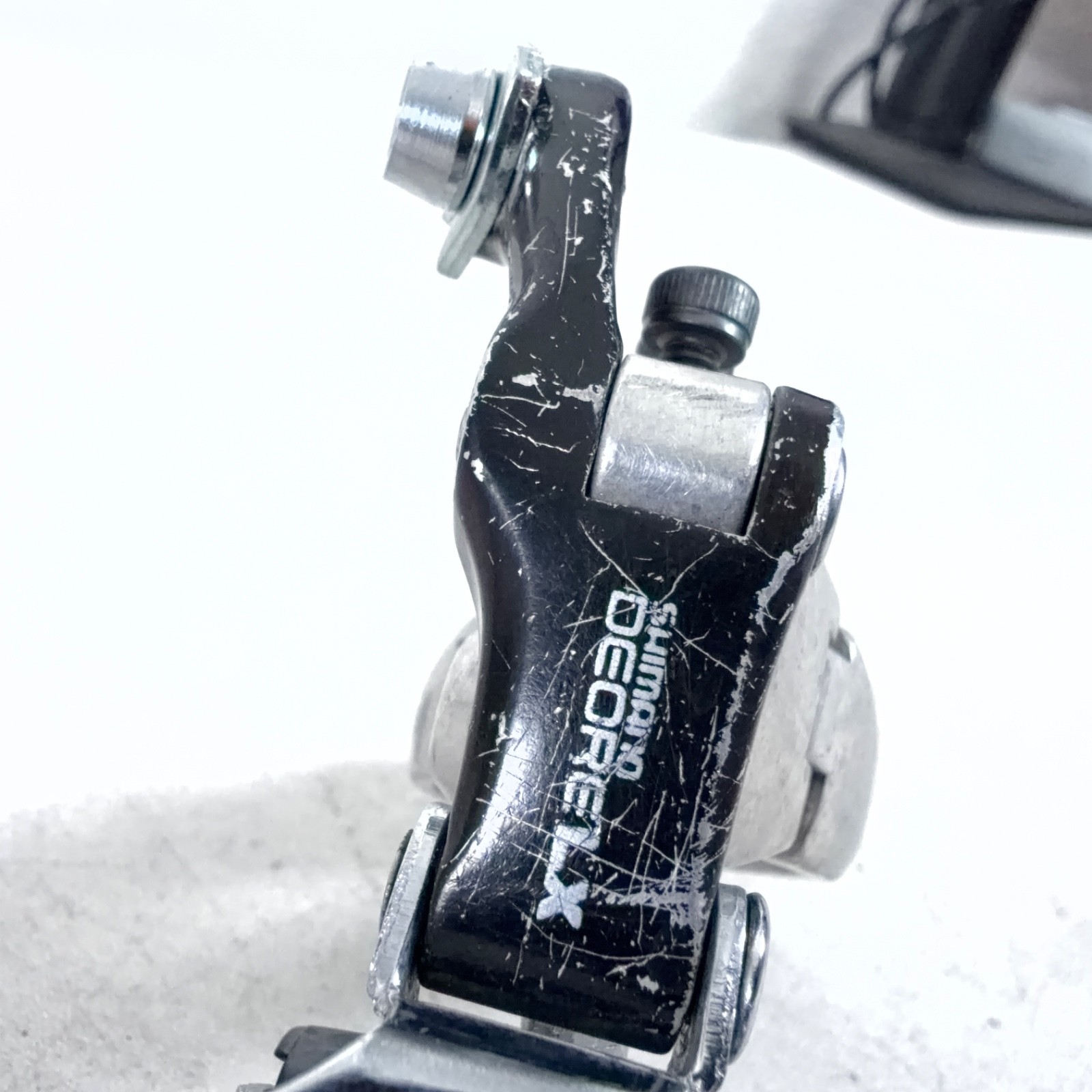Shimano Deore LX Front Derailleur FD-M550 Vintage MTB 31.8 Clamp On Bottom Pull