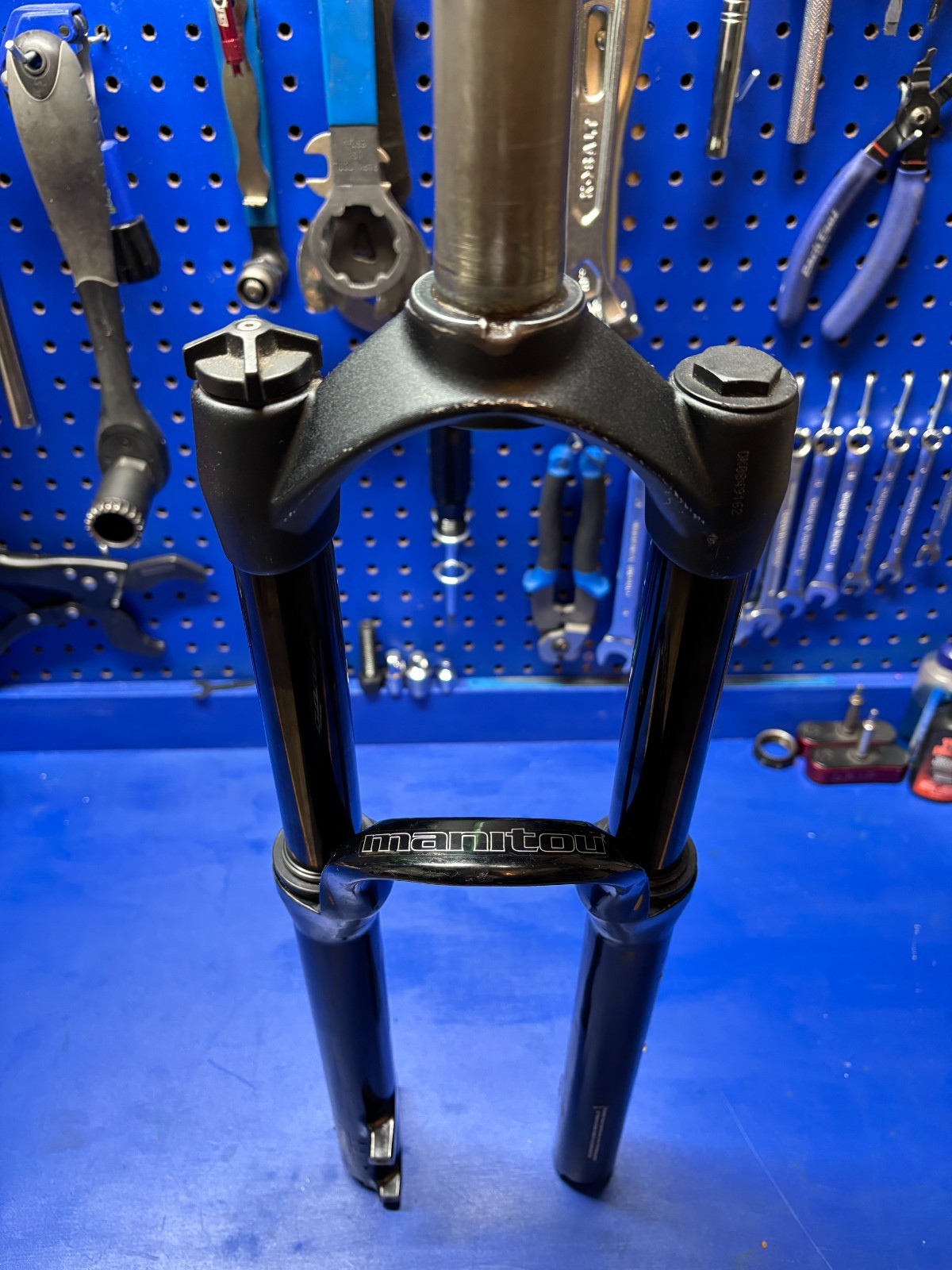 Manitou Splice Comp 130mm Travel Straight Steerer 1 1/8″ Fork 26″