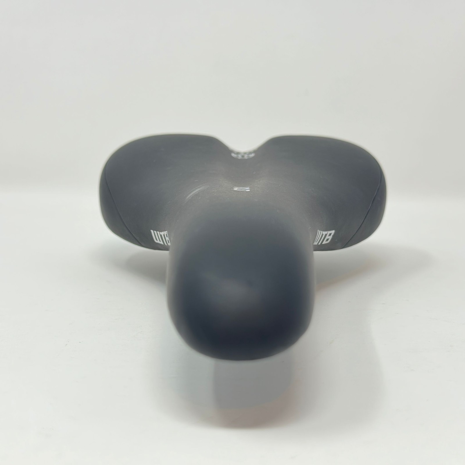 WTB Volt Bike Saddle Comfort Mountain Road Seat 142 mm Wide 320g Steel Rails
