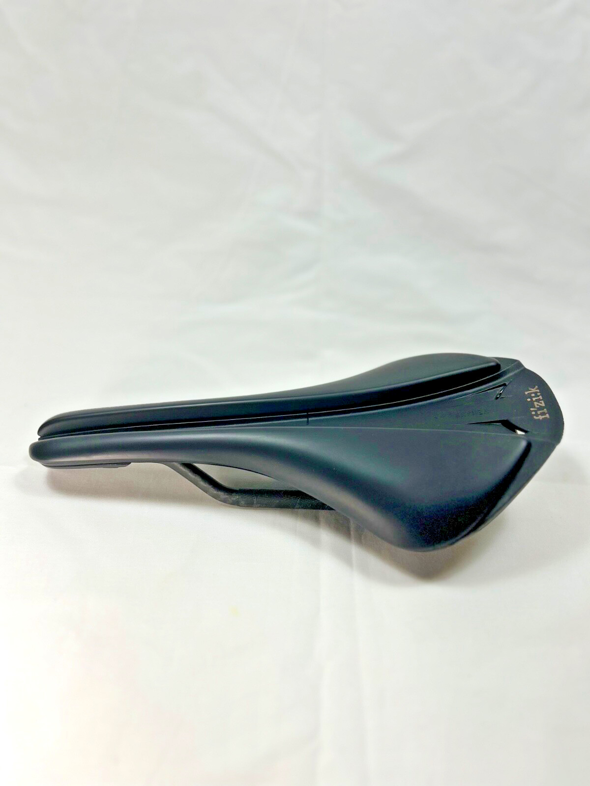 Fizik Antares R1 Versus EVO 139mm Carbon Rail