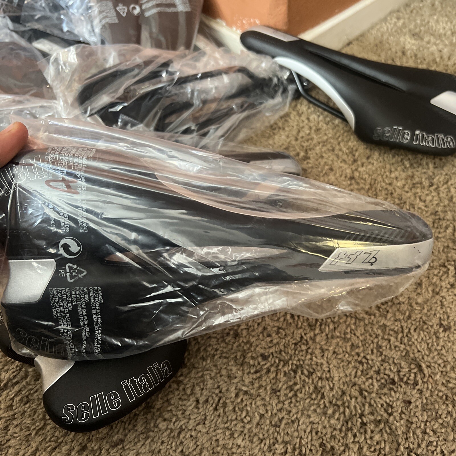 Selle Italia X1 Flow Premium Bike Saddle Seat Lightweight Comfortable- BRAND NEW