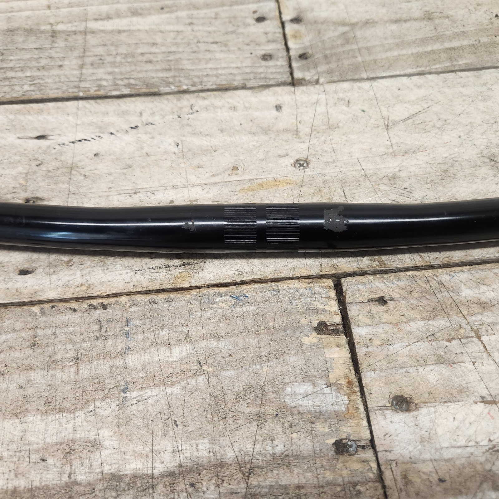 Vintage 1990s GT Mountain Bike Handlebar 25.4mm Clamp 560mm Wide Black Alloy MTB