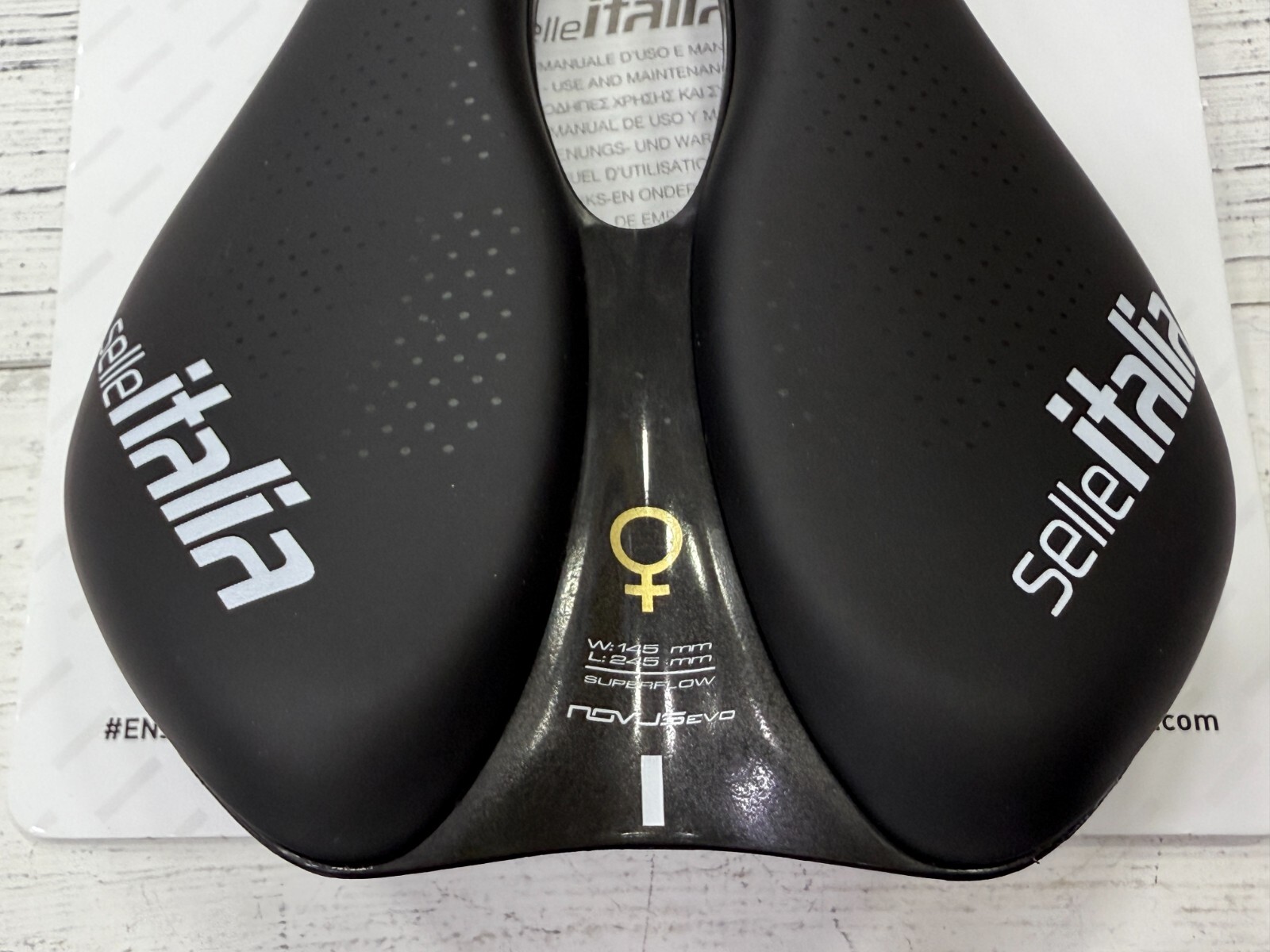 Selle Italia Novus Boost Evo Lady TM Superflow Manganese L3 (145 x 245mm) Saddle