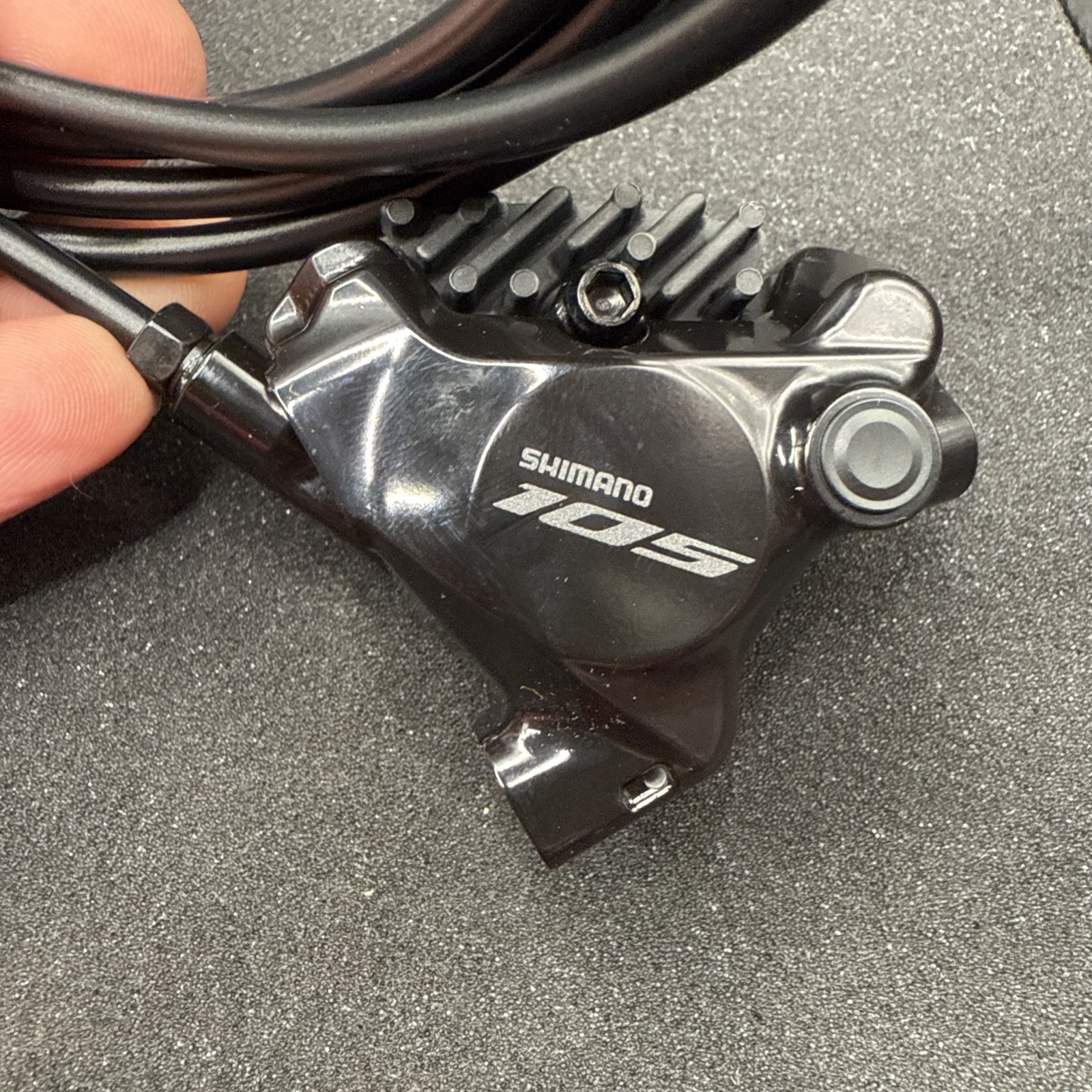 Shimano 105 Br-r7170 Disc Hydraulic Brake Calipers Set 12 Speed Series (NW)