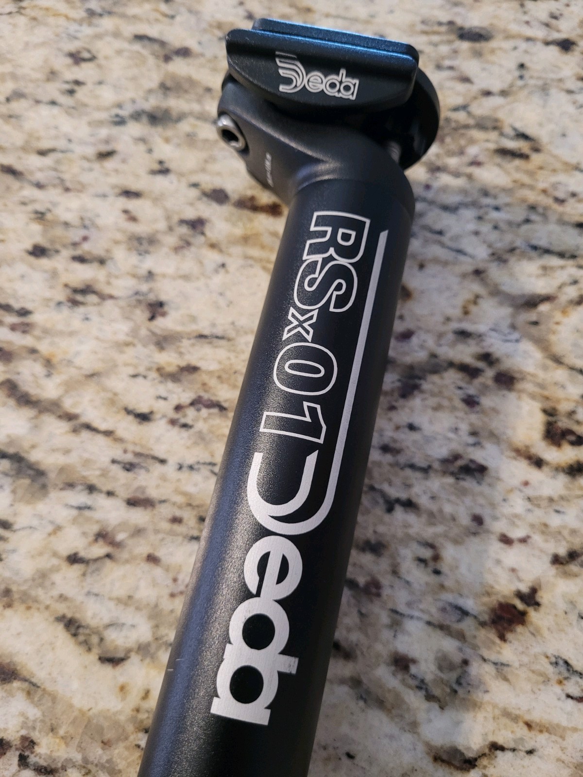 Deda Elementi RSx01 Seat Post 31.6mm x 350mm Long Black Aluminum