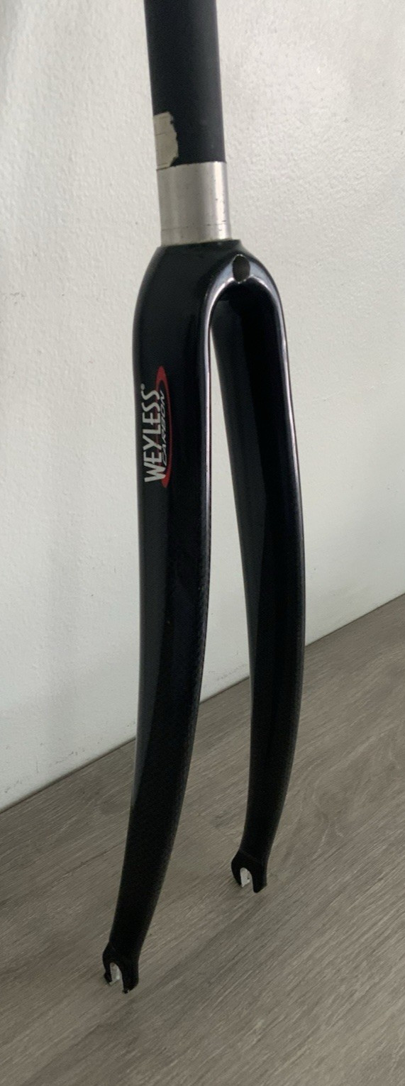 WEYLESS CARBON FORK 700C 1 1/8 INCH THREADLESS 267 MM TUBE 520 GRAMS